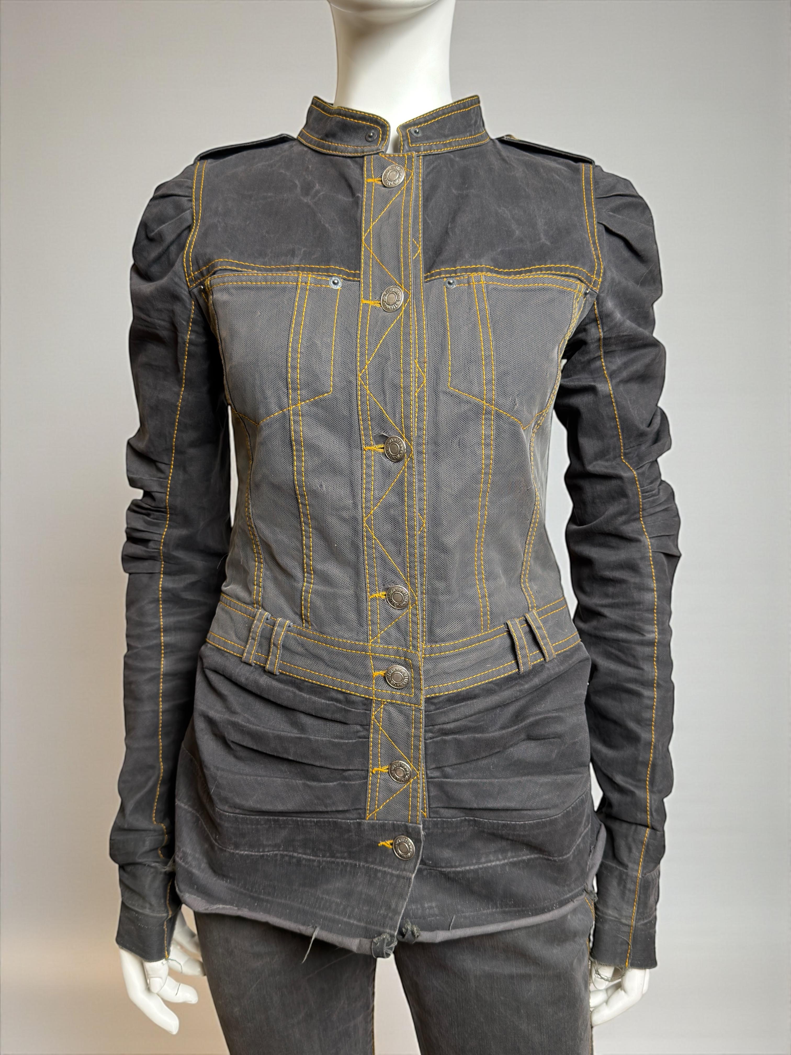 John Galliano Pasarela S/S 2006 Conjunto de chaqueta vaquera y tul, vaqueros y falda en venta 1
