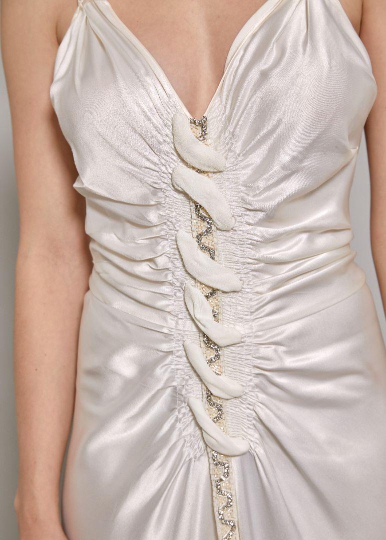 John Galliano S/S 2006 White Satin Bias Cut Dress (Robe en satin blanc coupée en biais) en vente 1