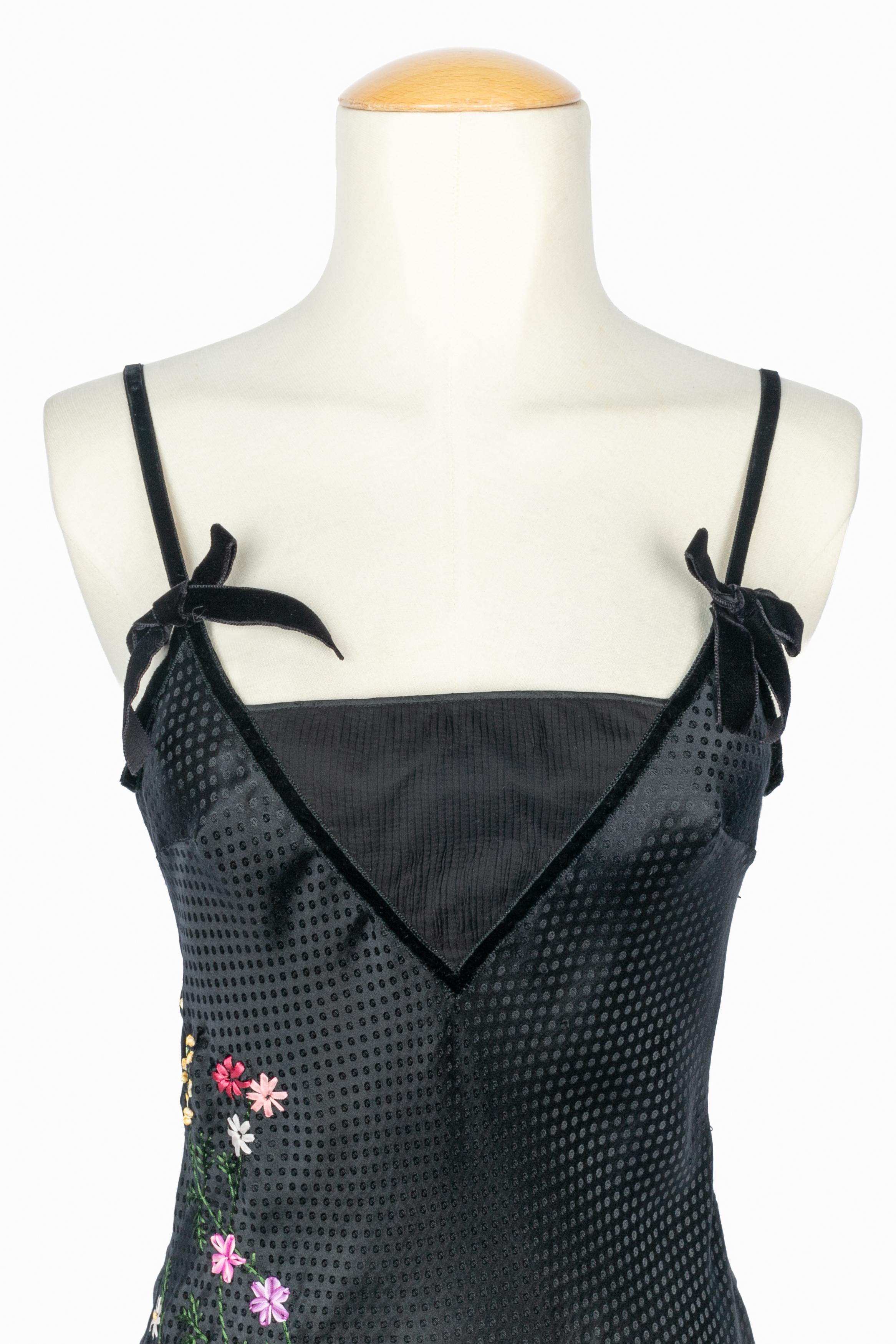 Noir Robe en soie de John Galliano Automne 2004-2005 en vente