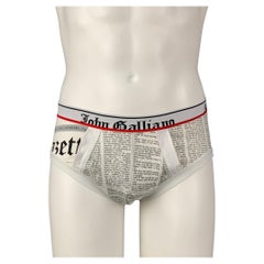 JOHN GALLIANO - Underwear en coton mélangé imprimé journal blanc et noir, taille L