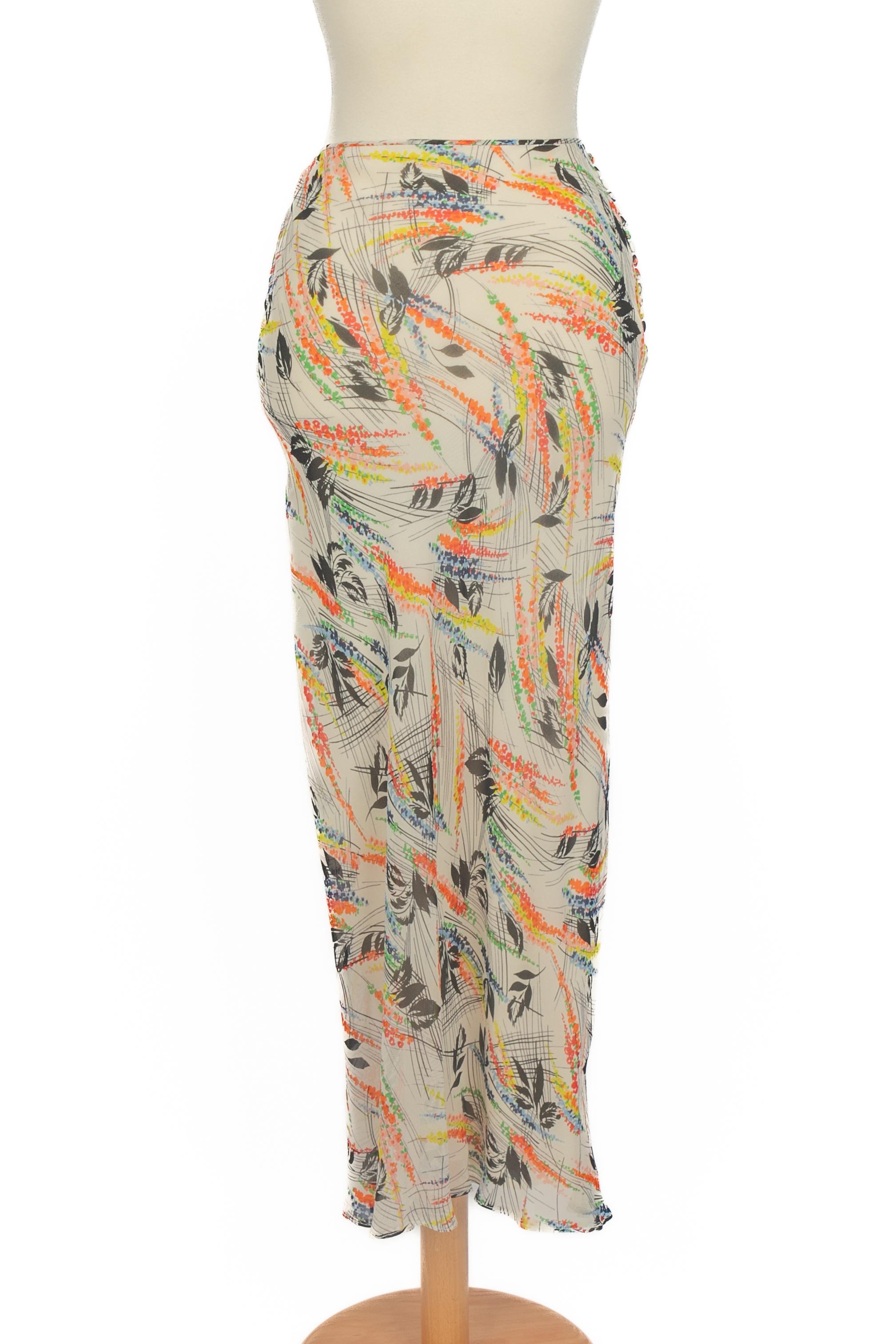 GALLIANO - (Fabricado en Francia) Falda de crepé de seda estampada con un motivo multicolor. Talla 38FR. Colección 