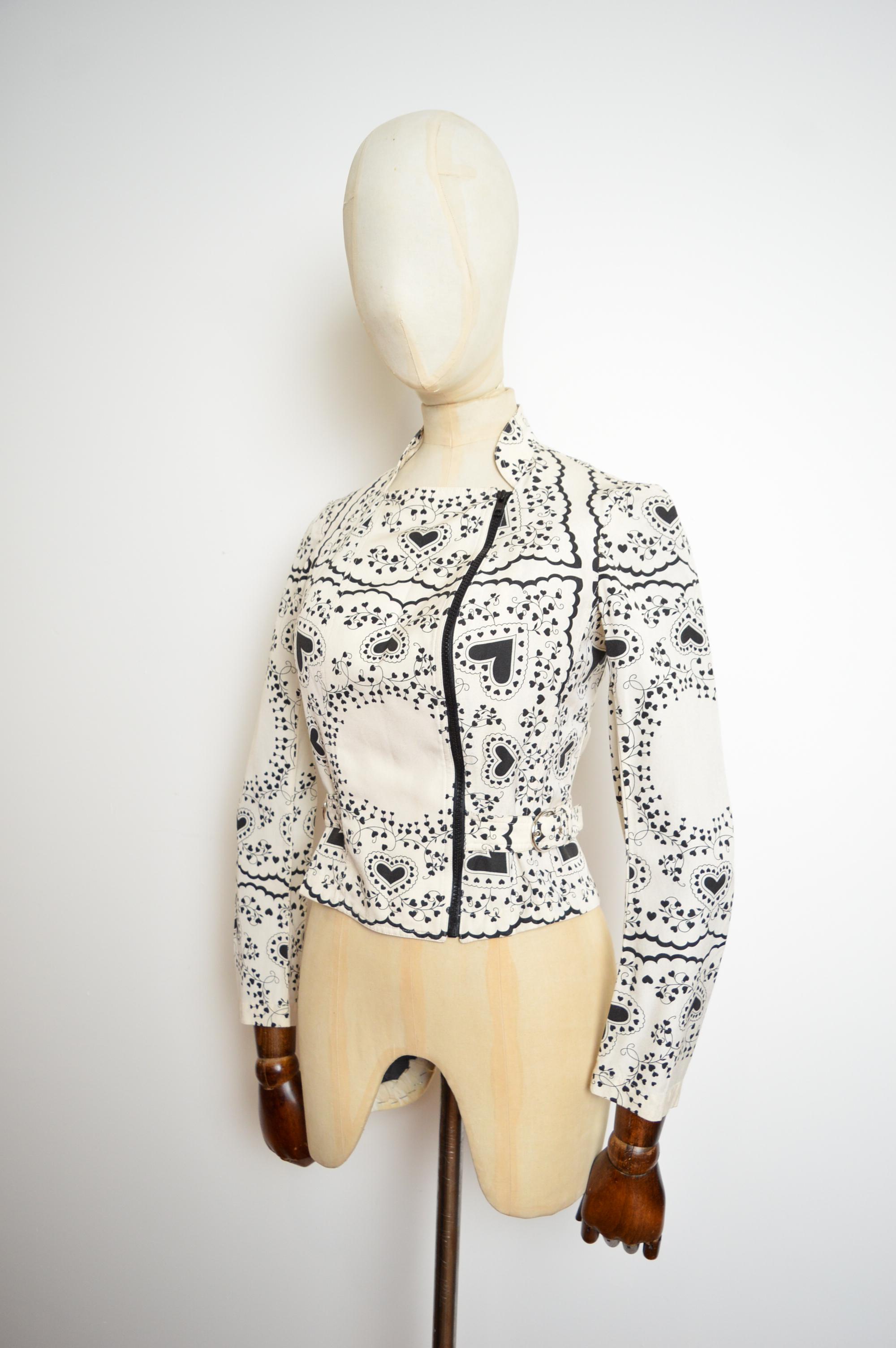 John Galliano Frühjahr 2002 Bandana Herzdruck Vintage Moto Jacke aus Baumwolle und Seide im Angebot 6