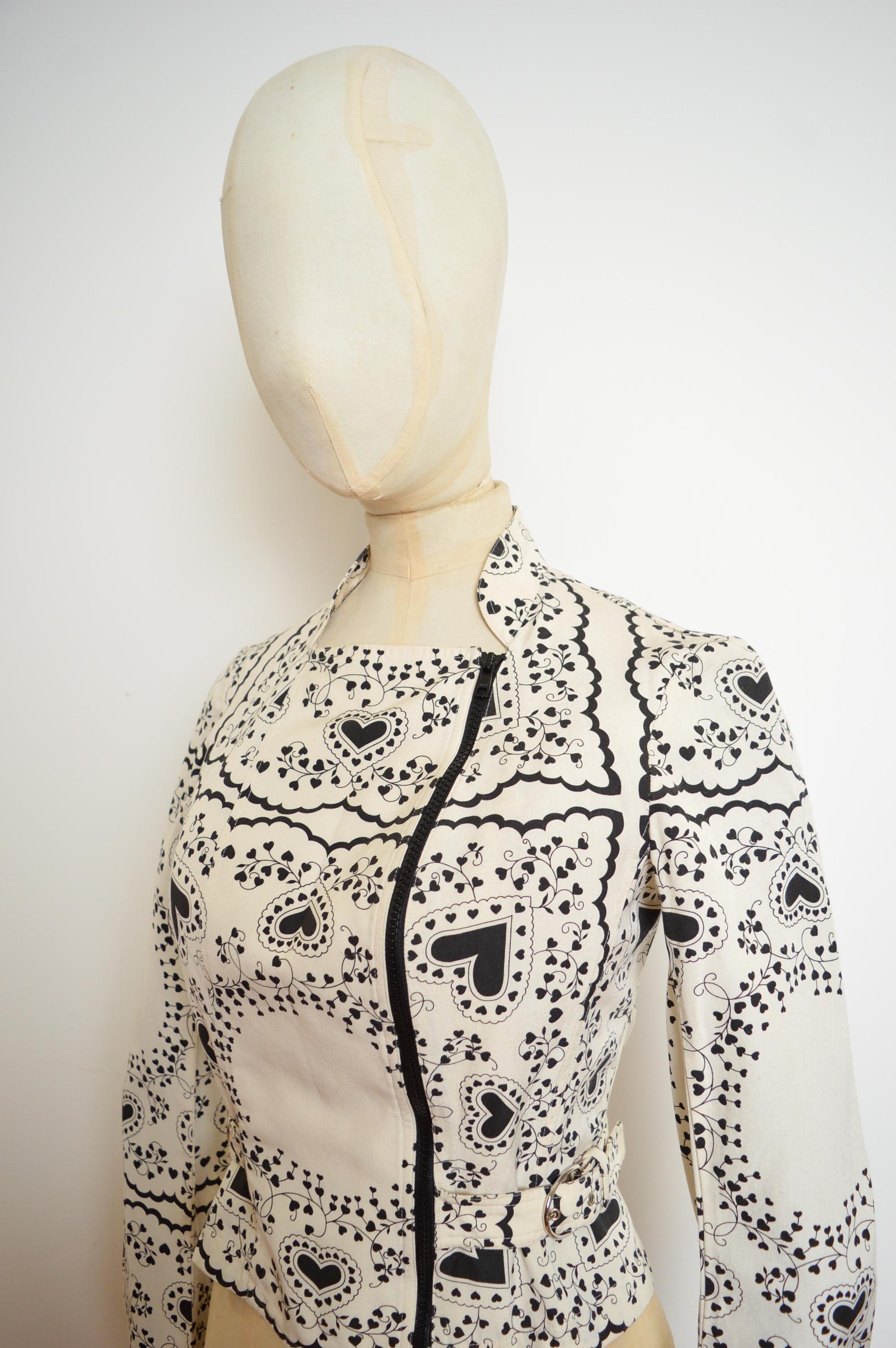 John Galliano Frühjahr 2002 Bandana Herzdruck Vintage Moto Jacke aus Baumwolle und Seide Damen im Angebot