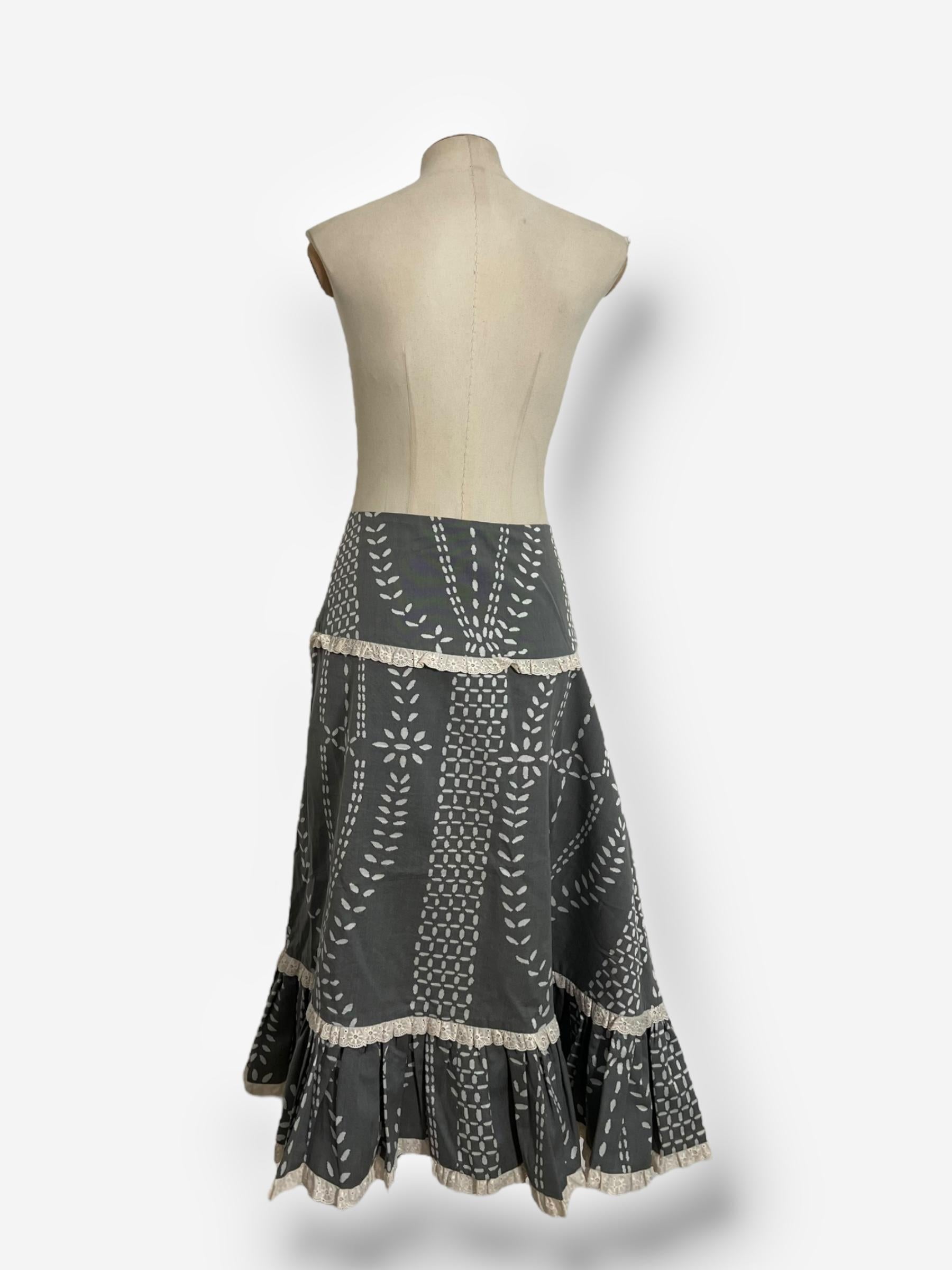 John Galliano, Spring/Summer 2002 Cotton Skirt In Excellent Condition For Sale In CAPELLE AAN DEN IJSSEL, ZH