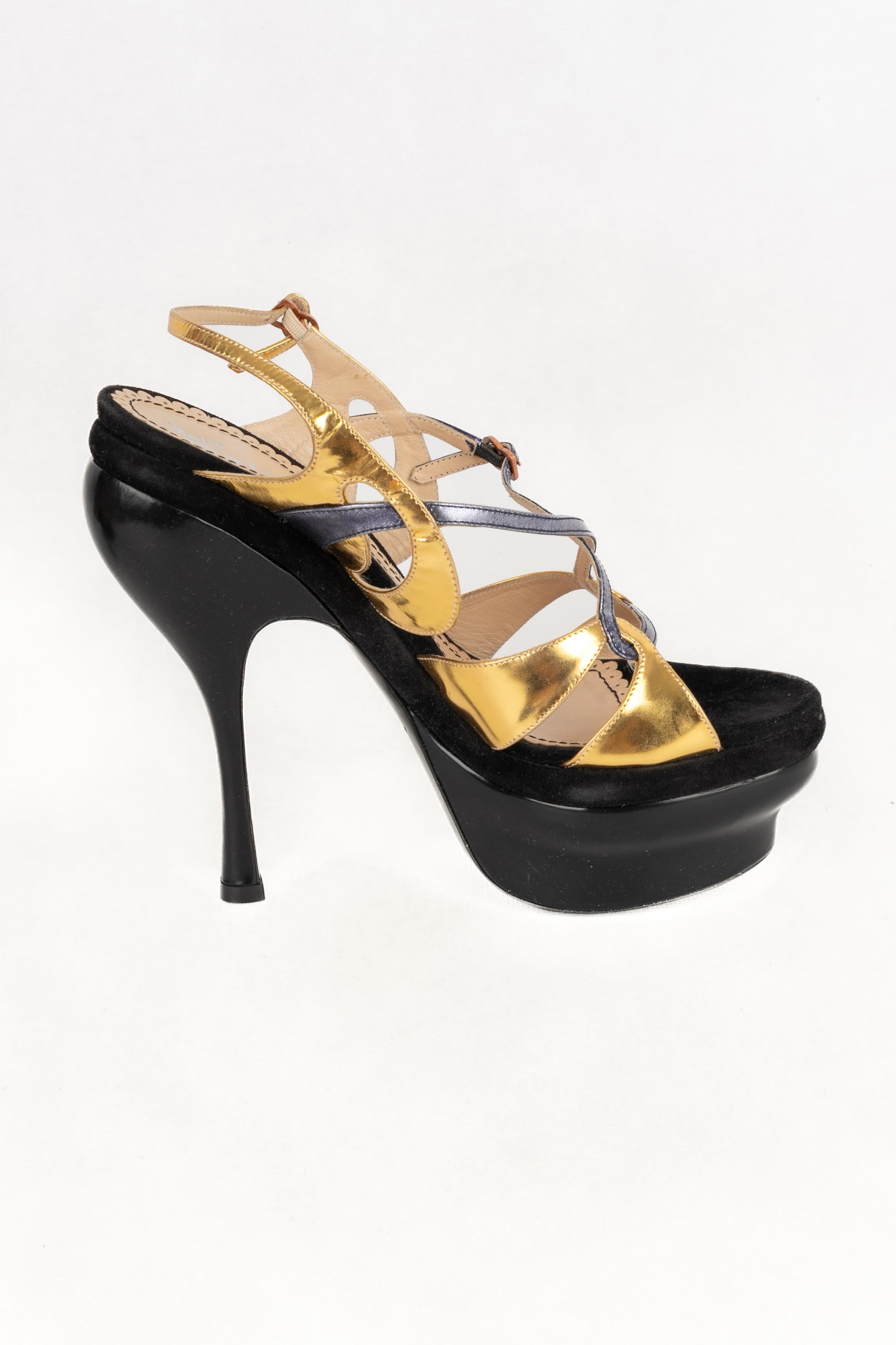 John Galliano stiletto shoes For Sale 4