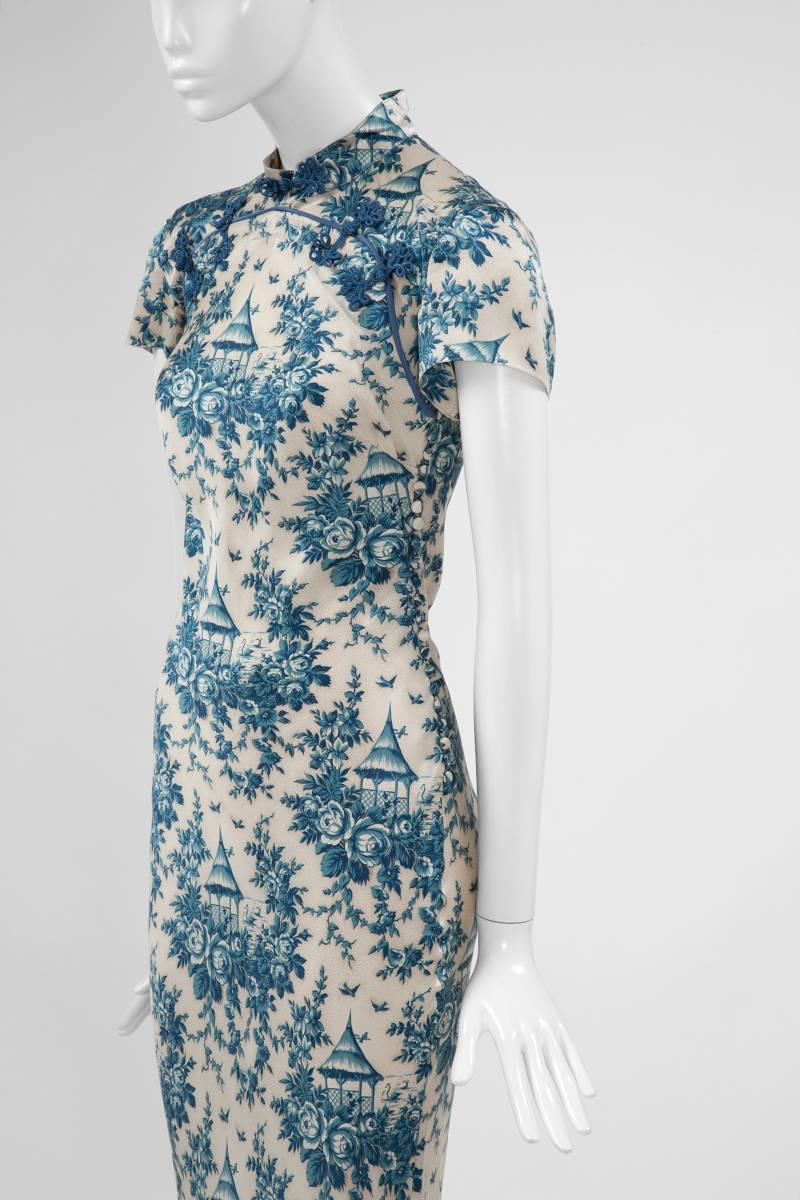 John Galliano “Toile de Jouy” Bias Cut Gown and Stole  5