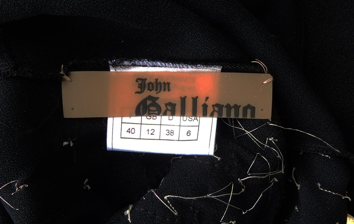 John Galliano Vintage Deko inspiriertes, schräg geschnittenes Kleid im Angebot 3