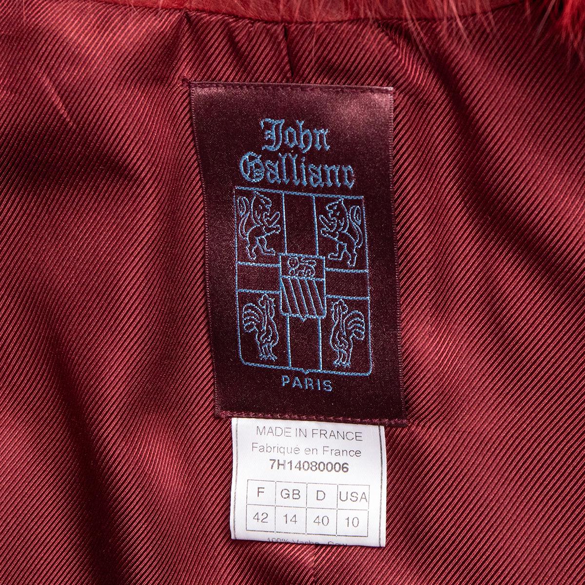 John Galliano Vintage Rote Lederjacke mit Gürtel und Fuchspelzkragen mit Gürtel - Größe F42 Damen im Angebot
