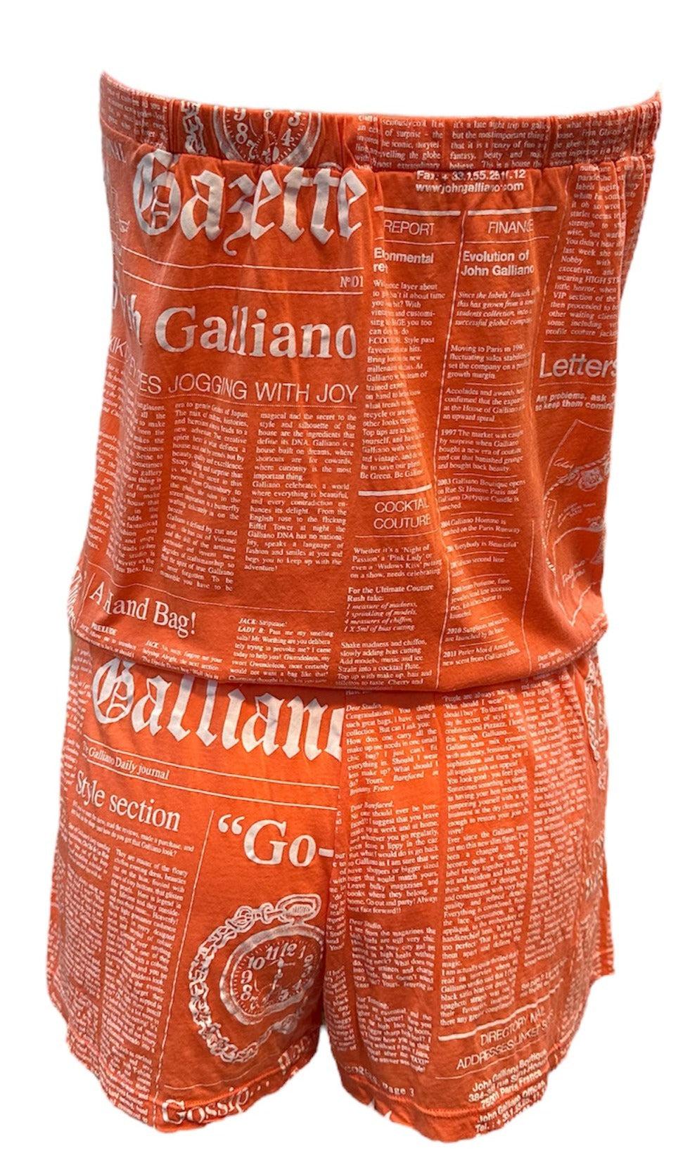 John Galliano Y2K Orange Cotton Strapless Newsprint Romper Jumpsuit In Excellent Condition For Sale In Los Angeles, CA