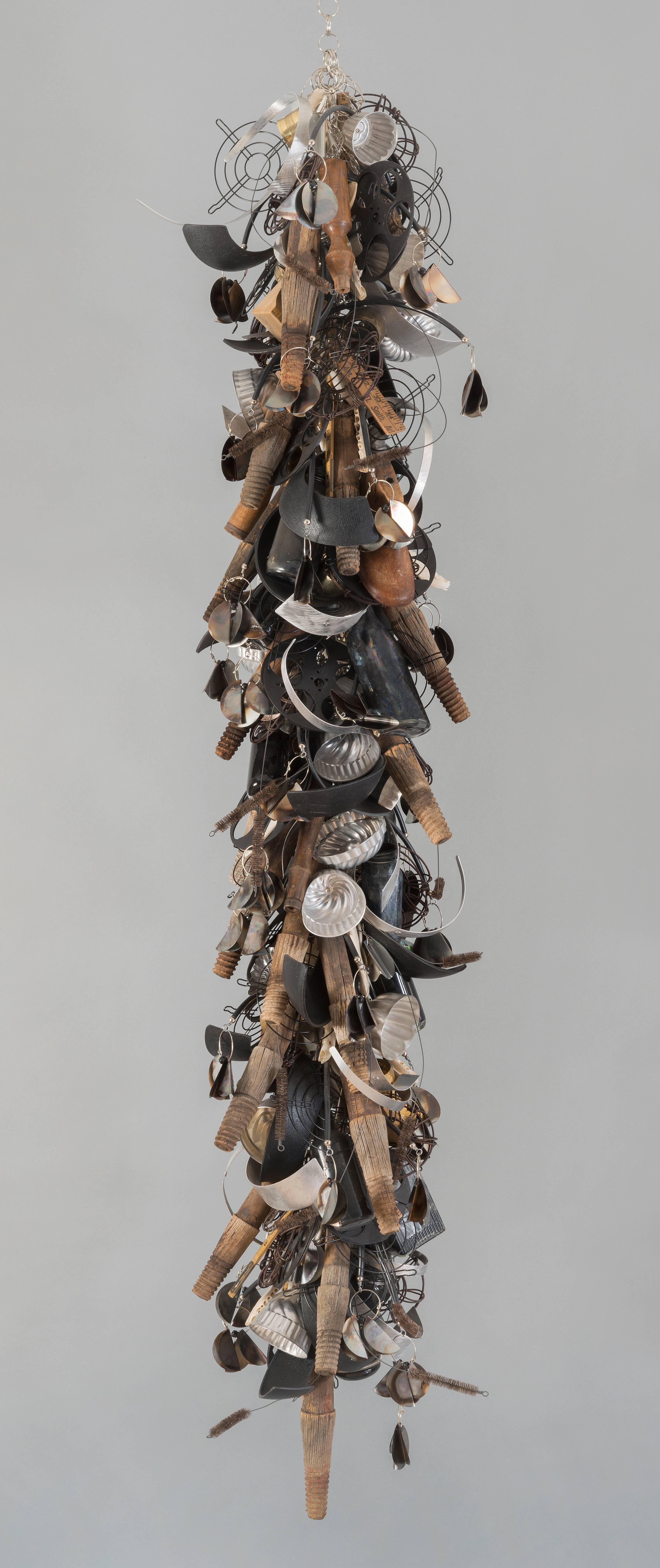 "Experience", Contemporary, Mixed Media, Hängend, Skulptur, Holz, Metall, Glas – Sculpture von John Garrett