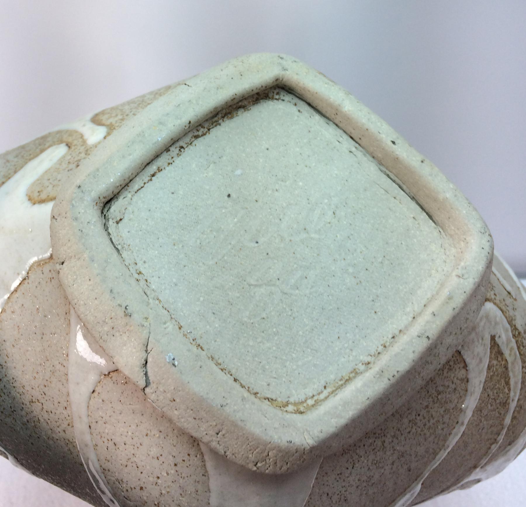 Théière en céramique abstraite signée John Gill Vintage Studio Art Pottery et datée de 84 ans en vente 1