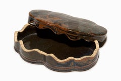 John Glick Plum Street Pottery "Caja festoneada" Gres esmaltado Cocción por reducción