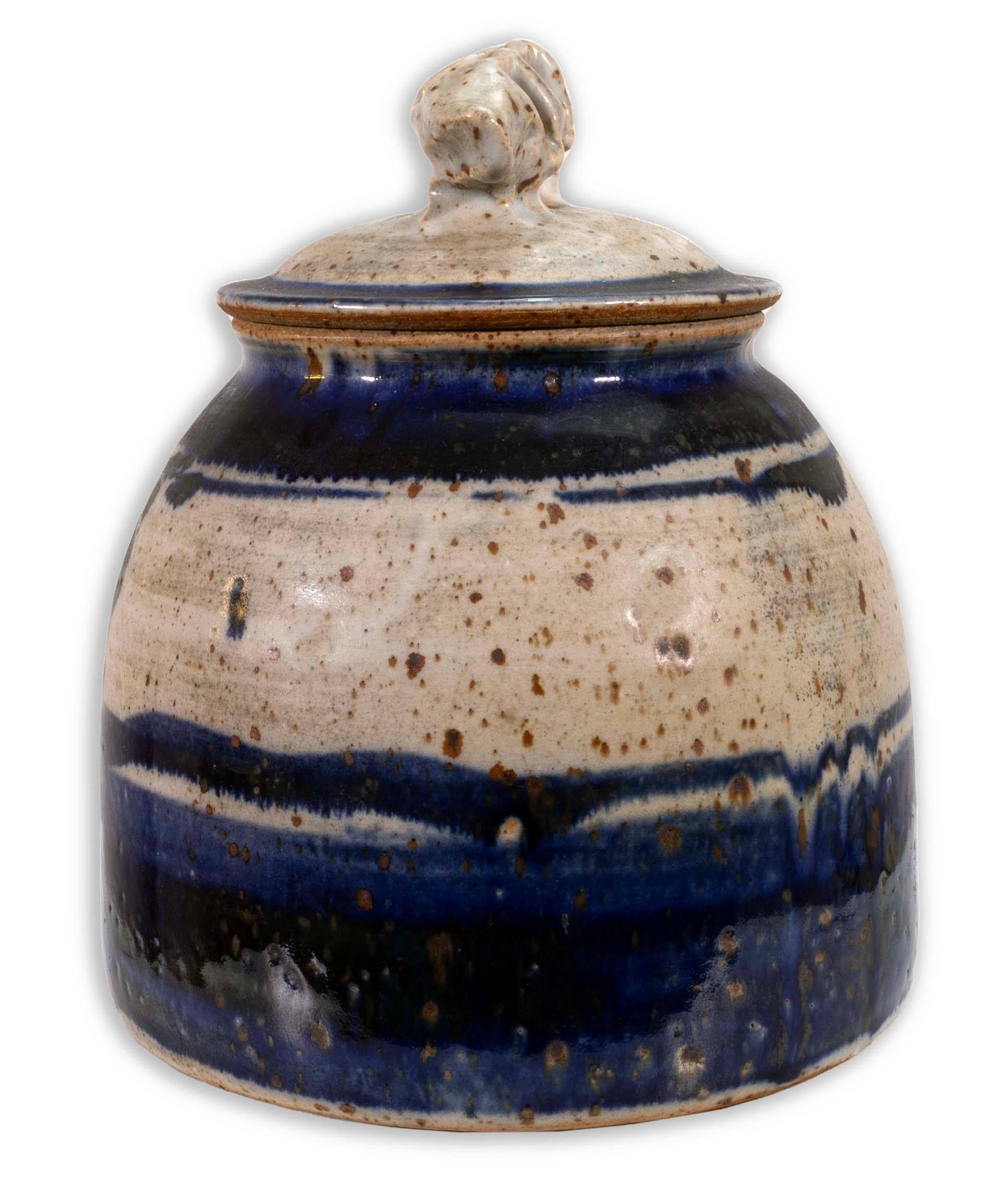 John Glick Vaso rivestito in ceramica Stoneware Blue Firmato e timbrato In condizioni buone in vendita a Keego Harbor, MI