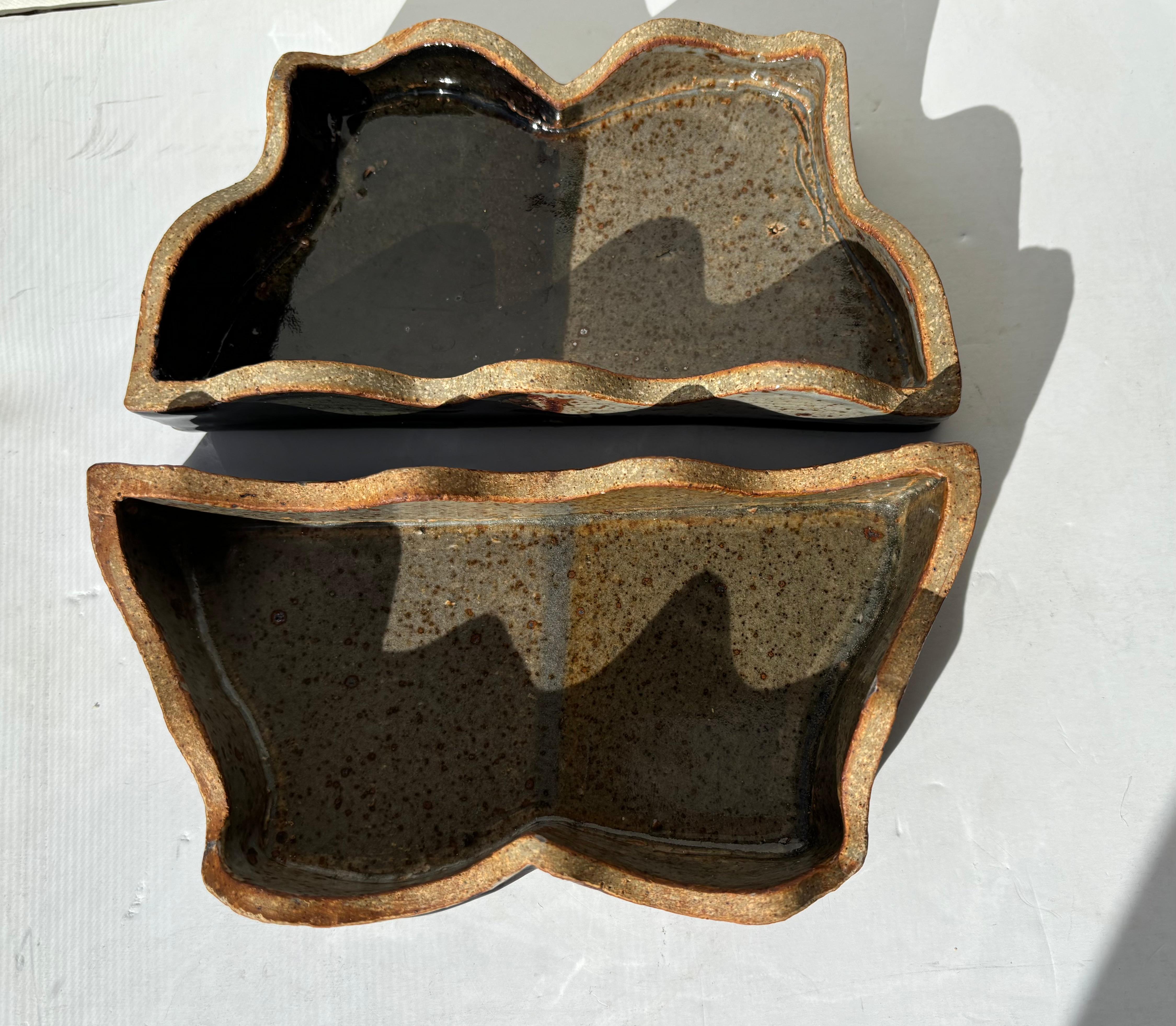 Grès Boîte / bijoute / boîte de table en céramique / grès John Glick, signée en vente