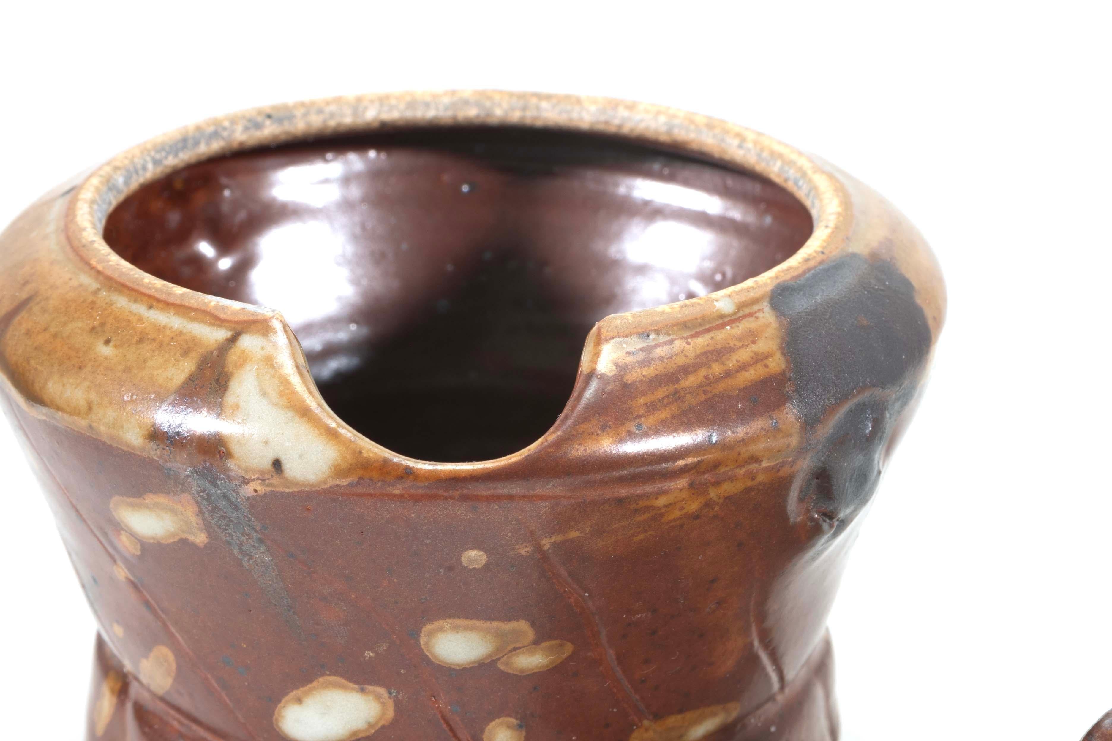 Portazucchero e lattiera in ceramica di John Glick con timbro Plum Tree Pottery in vendita 6
