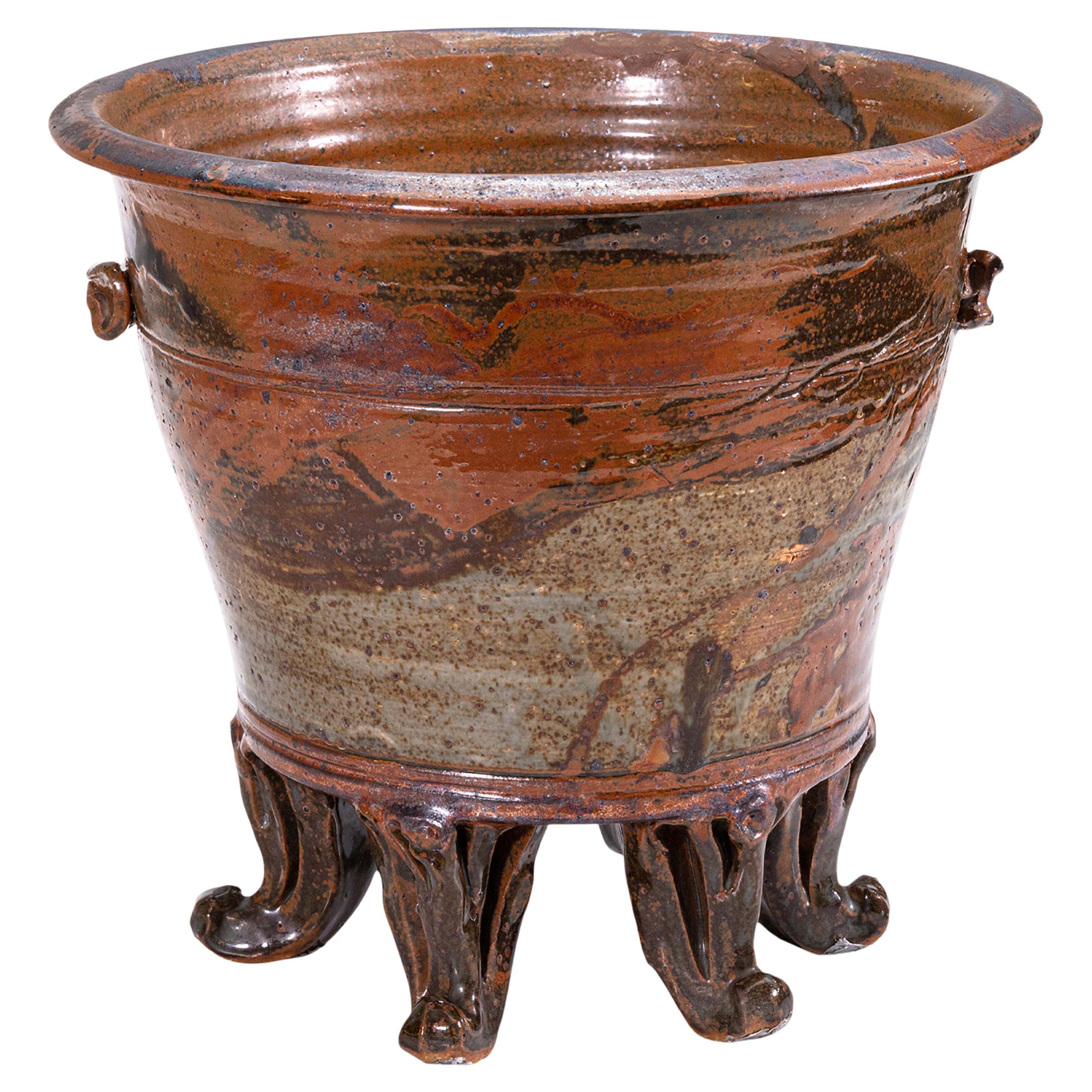 John Glick Jardinera con pie de cerámica esmaltada de gres modernista Plum Tree Pottery