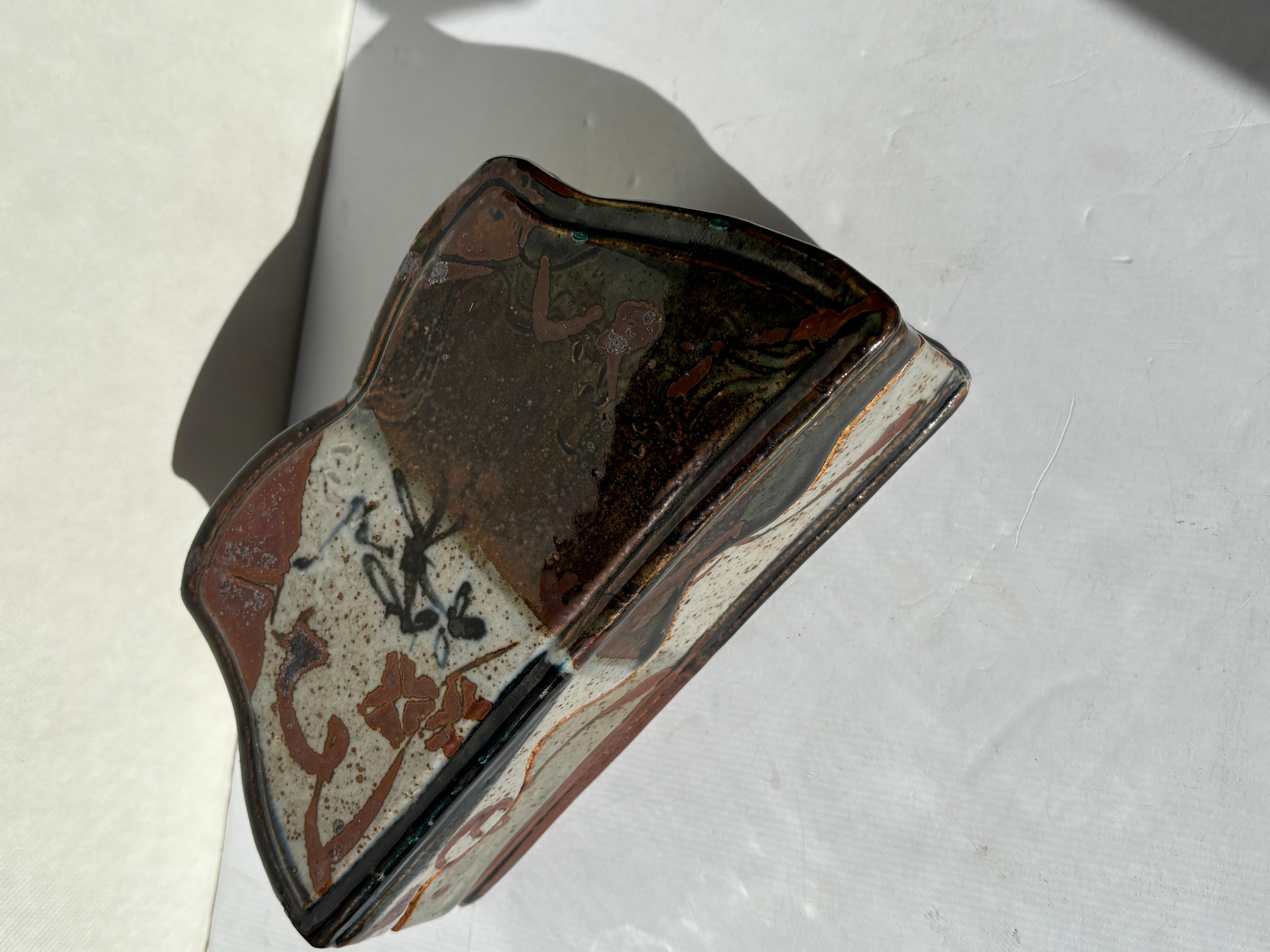 American John Glick pottery/stoneware box , jewelry/ table box, signed . For Sale