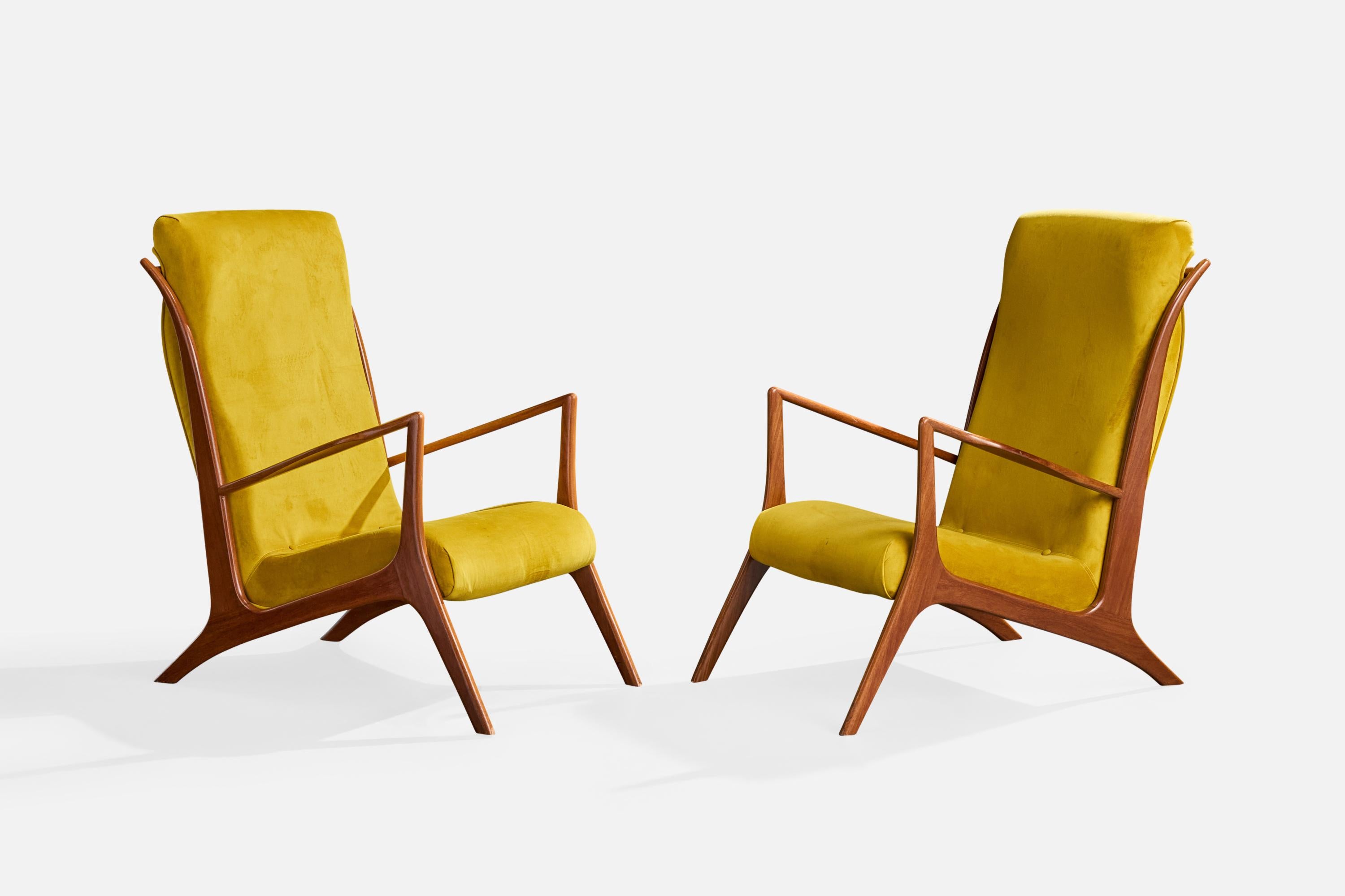 Pareja de tumbonas amarillas de tela y madera atribuidas a John Graz, Brasil, c. 1960.

Tela vintage idealmente retapizada.

Dimensiones totales (pulgadas): 38,0 