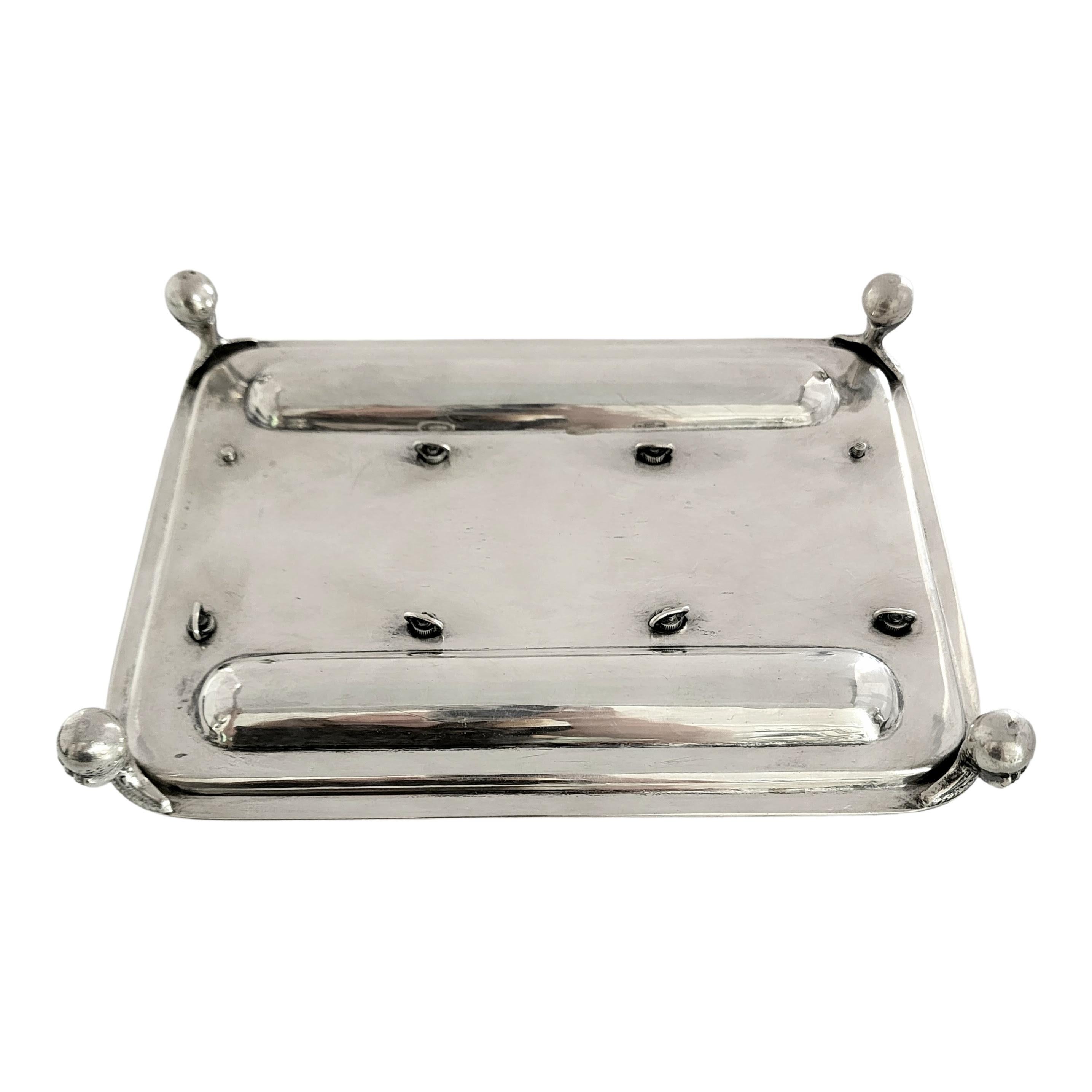 John Grinsell & Sons Birmingham England Sterling Inkwell Inkstand Desk Set In Good Condition For Sale In Washington Depot, CT