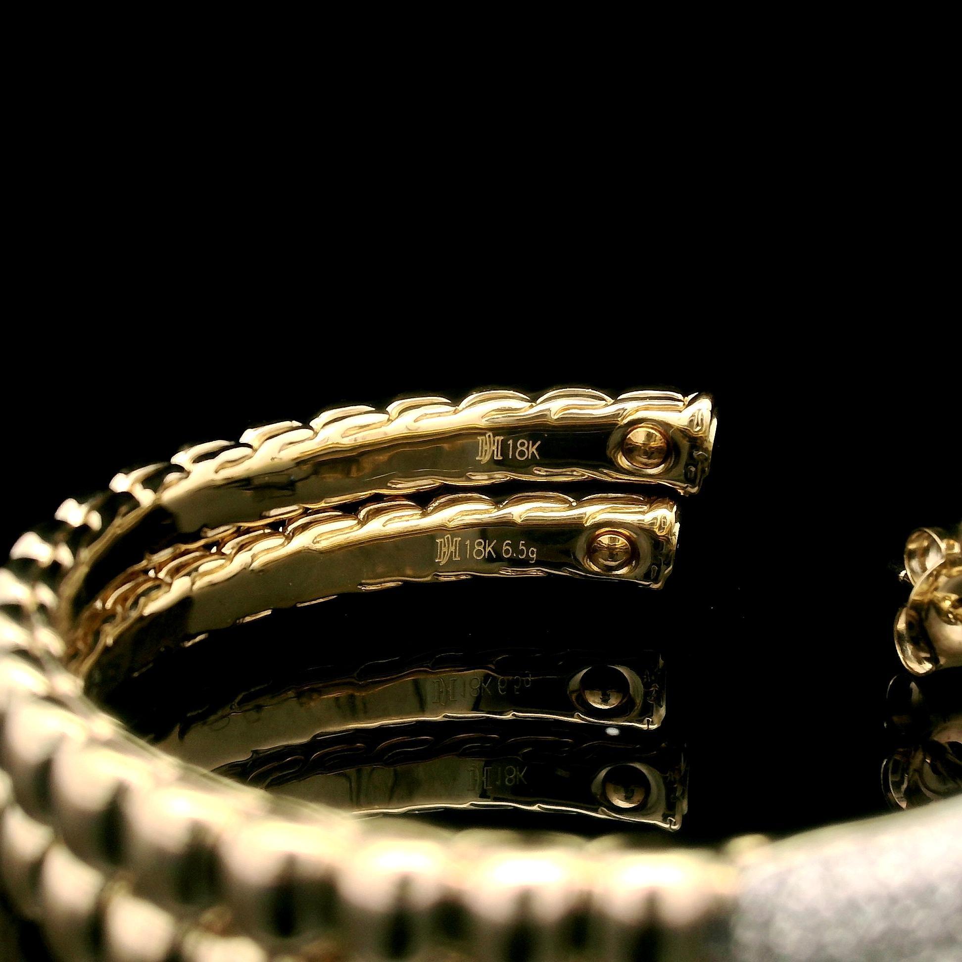 Brilliant Cut John Hardy 18k Gold 0.25ctw Pave Diamond Large Grooved Hoop Earrings For Sale