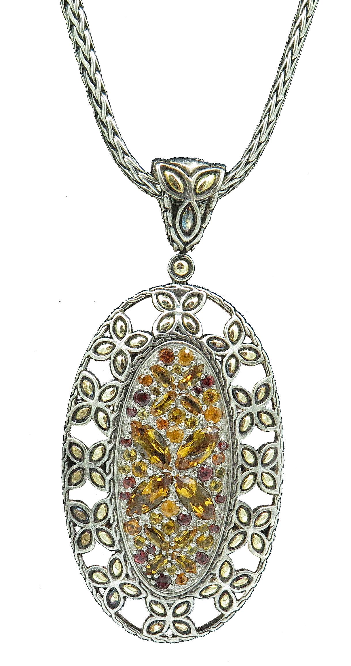 Oro giallo 18k e argento sterling
18in  catena lunga in argento 925 
54,21 grammi
Catena da 3 mm
Ciondolo da 2,94
