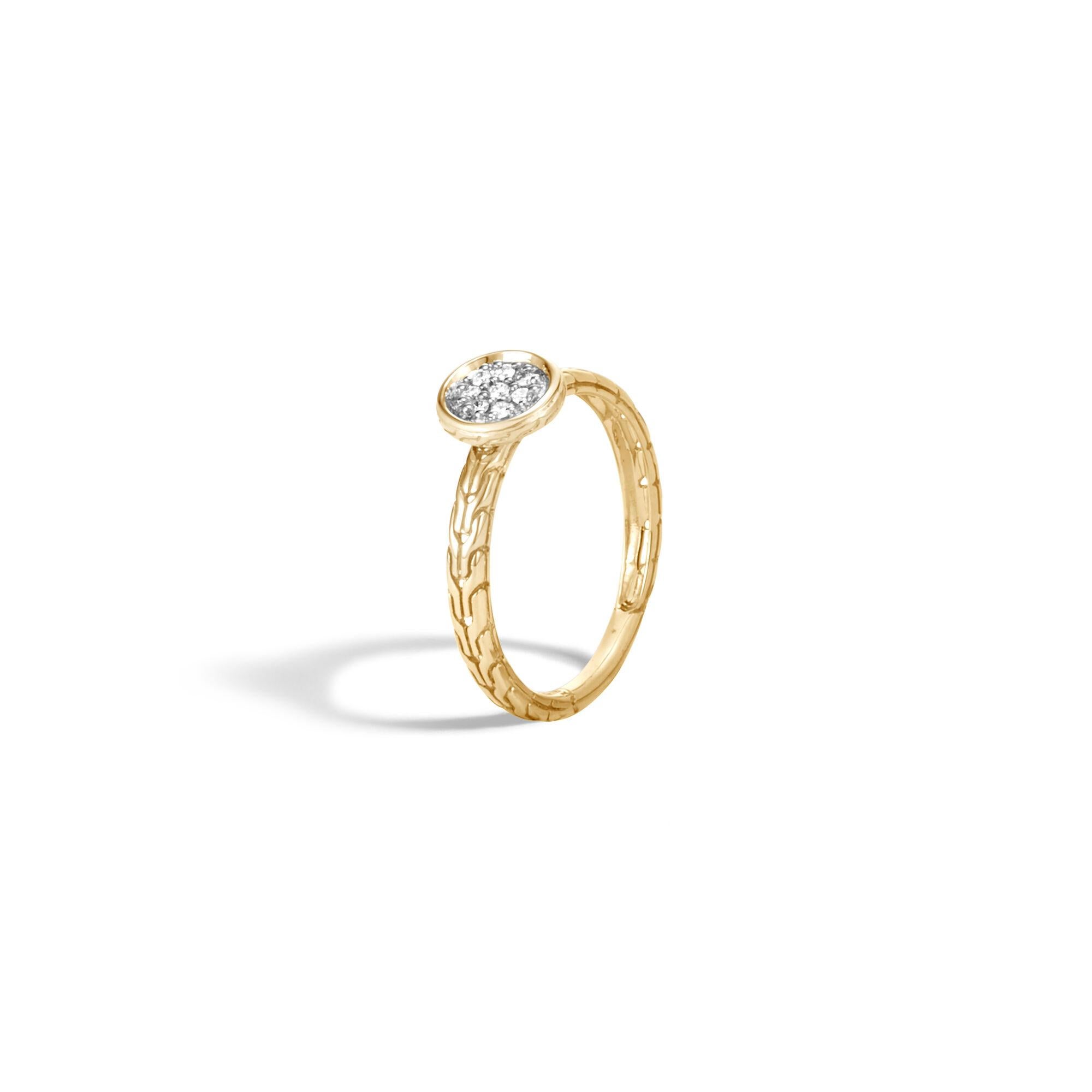 18 karat yellow gold Dot ring with diamond accents and hand-carved classic chain motif shank. 8 diamonds 0.06 carat total weight. Size