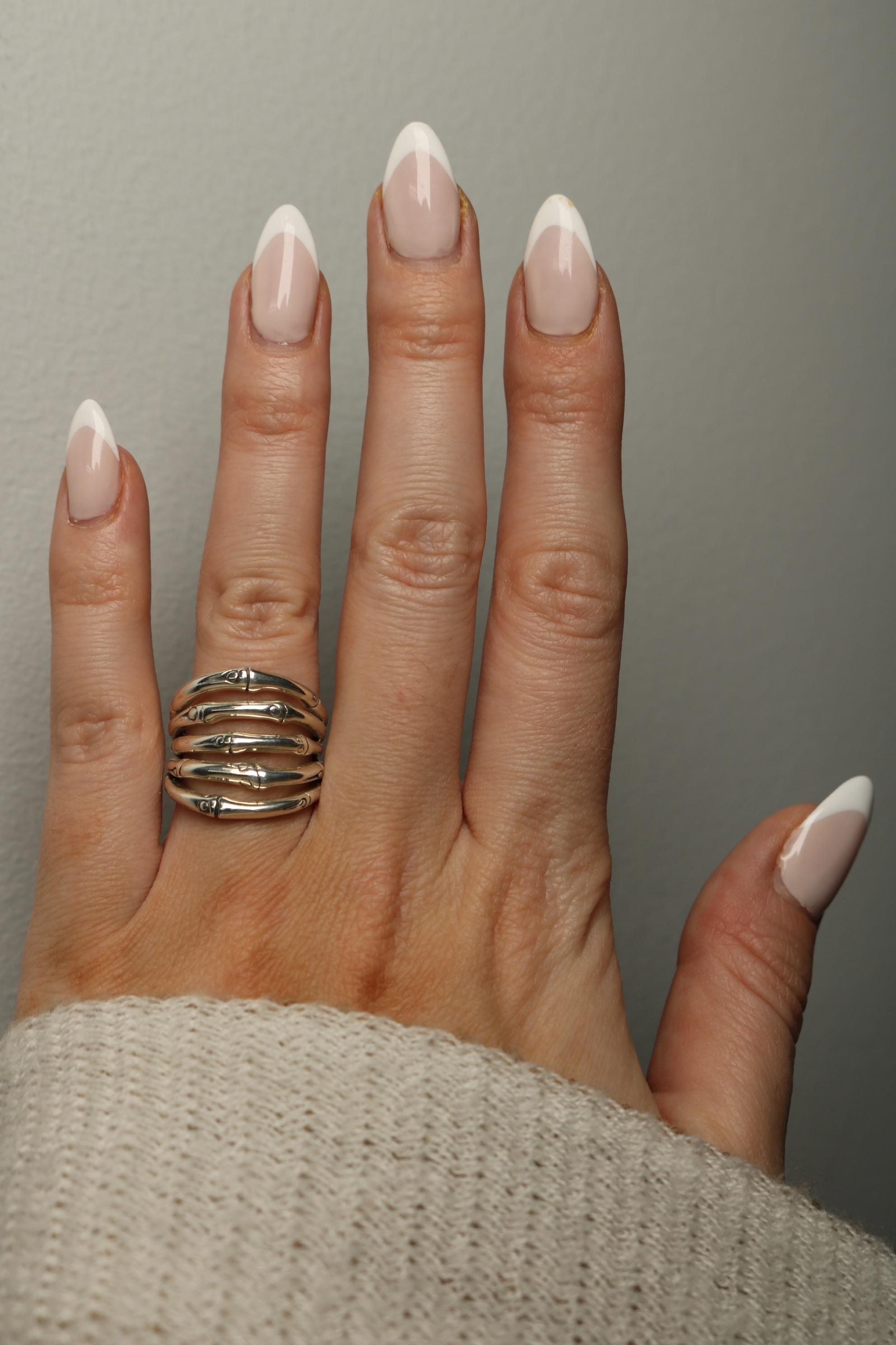 John Hardy Bamboo Ring Sterling Silver Size 7.5 In Good Condition In Fairfield, CT
