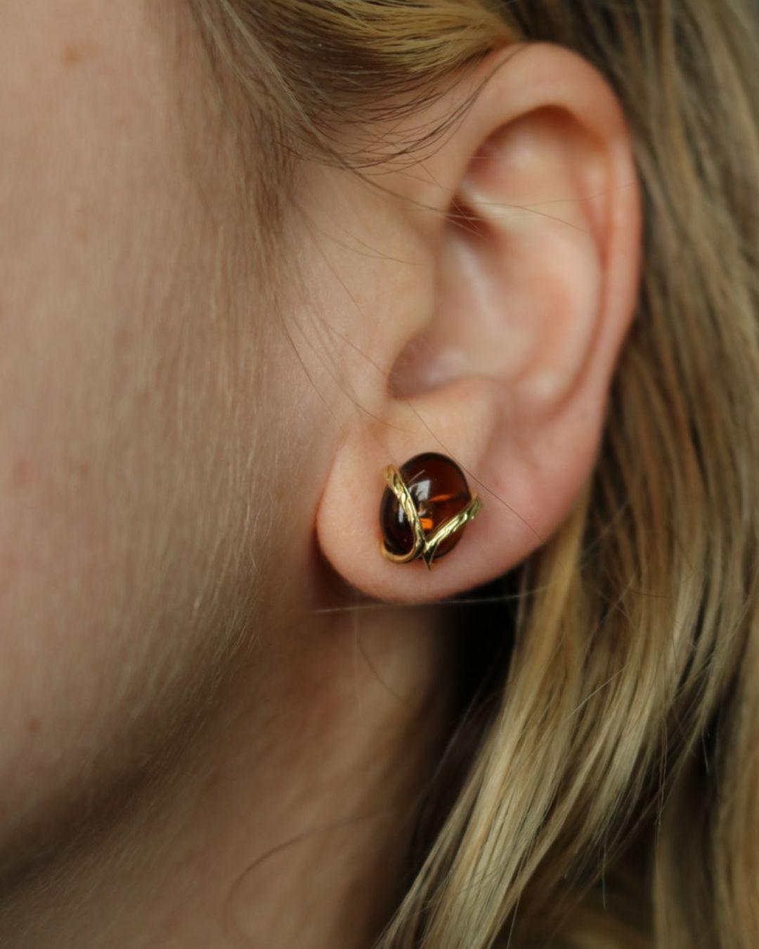 John Hardy Bamboo Stud Earrings Orange Gemstone 18k Yellow Gold For Sale 3