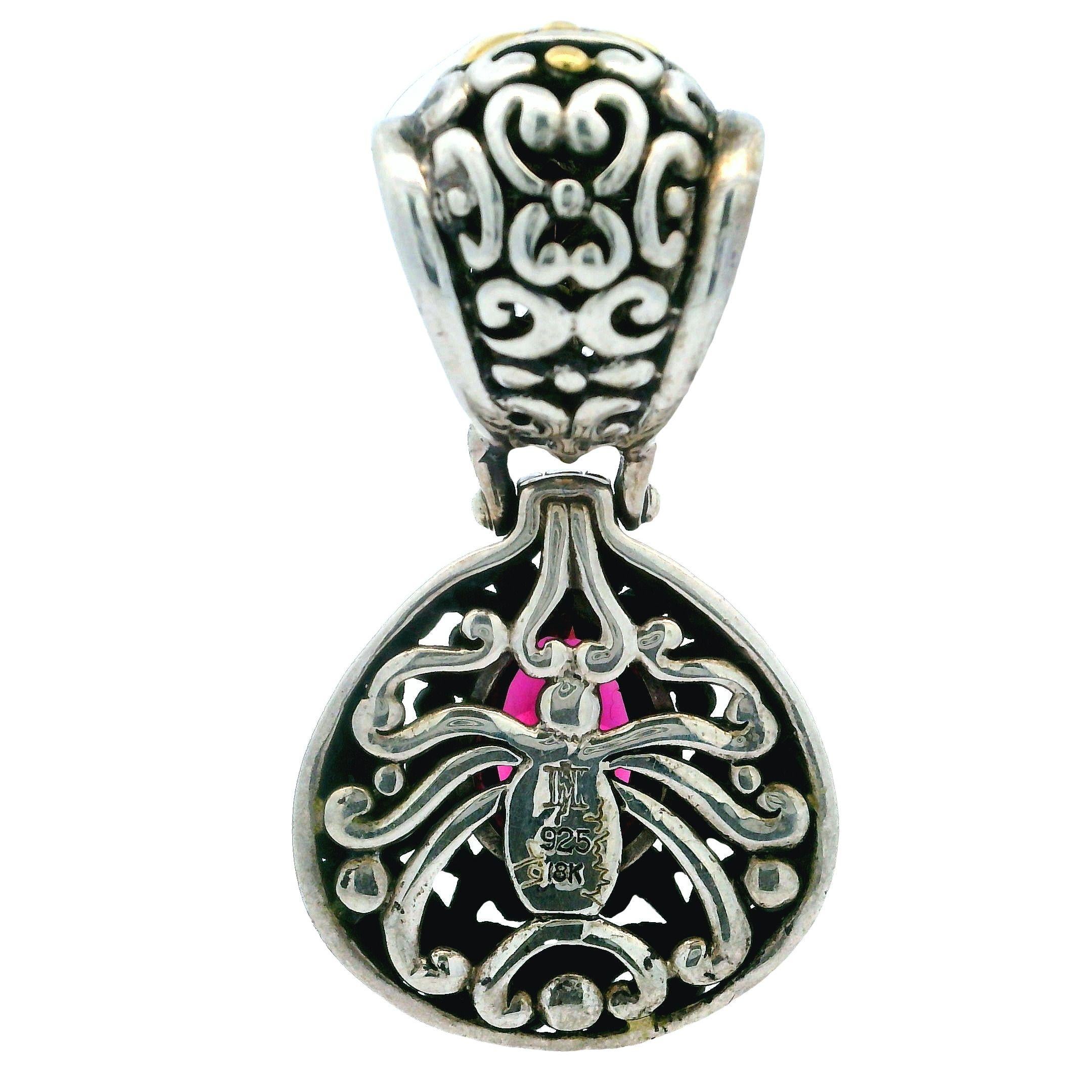 John Hardy Batu Sari - Ciondolo a scorrimento in argento sterling e oro 18 carati con granato rodolite In condizioni ottime in vendita a Montclair, NJ