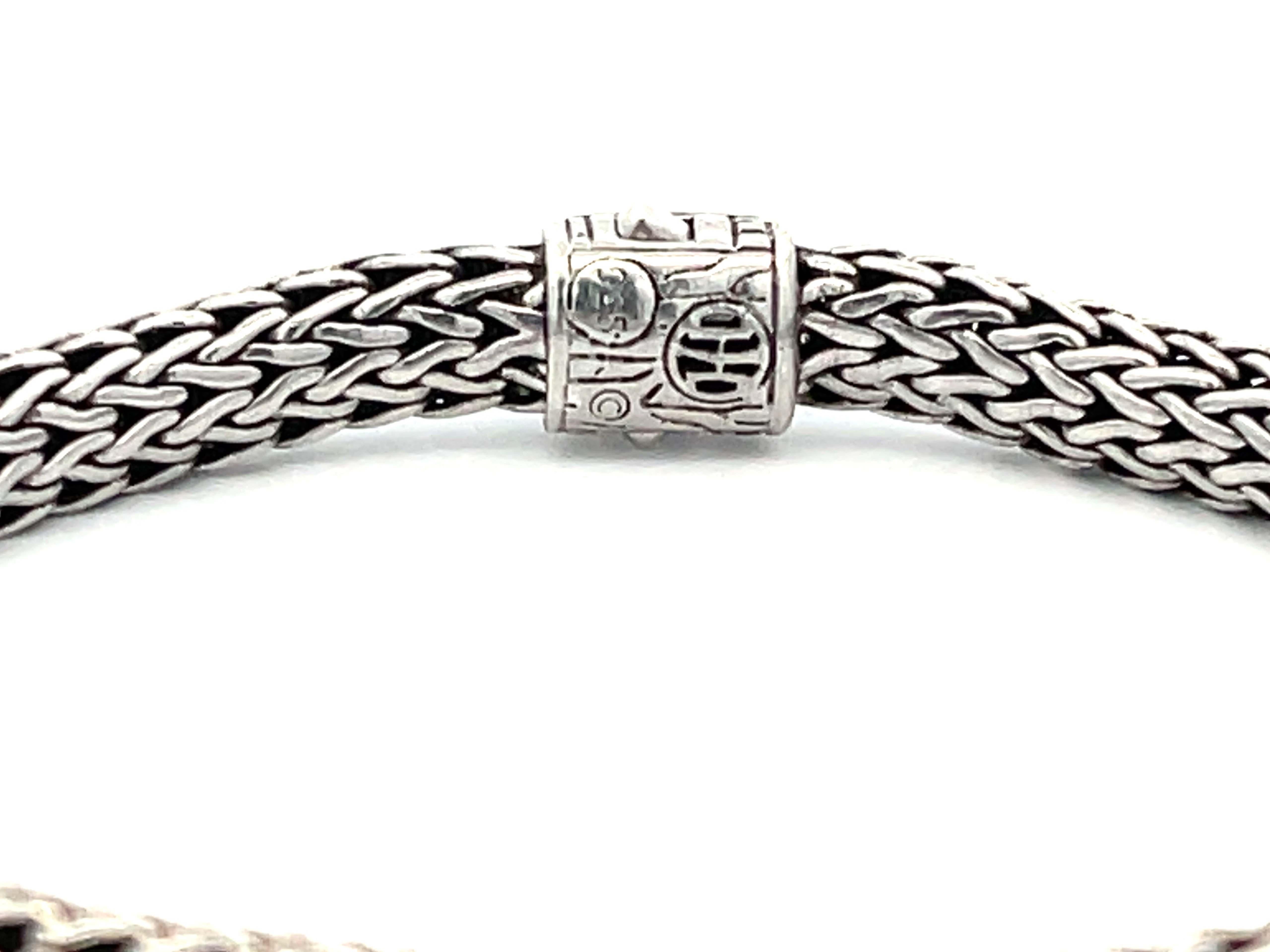 Modern John Hardy Classic Chain Bracelet with Black Sapphire in Sterling Silver For Sale