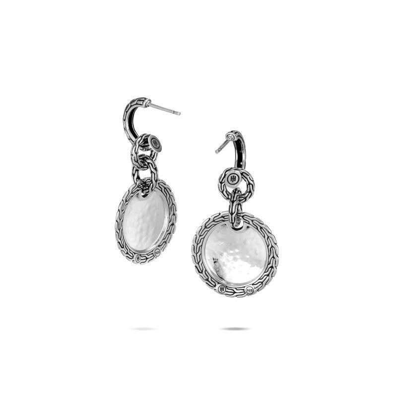 Add elemental elegance to any look with sterling silver drop earrings. Handcrafted by our artisans honoring the Balinese technique of palu, the meditative method of hammering produces lustrous, textured surfaces.
Sterling Silver
Earring measures