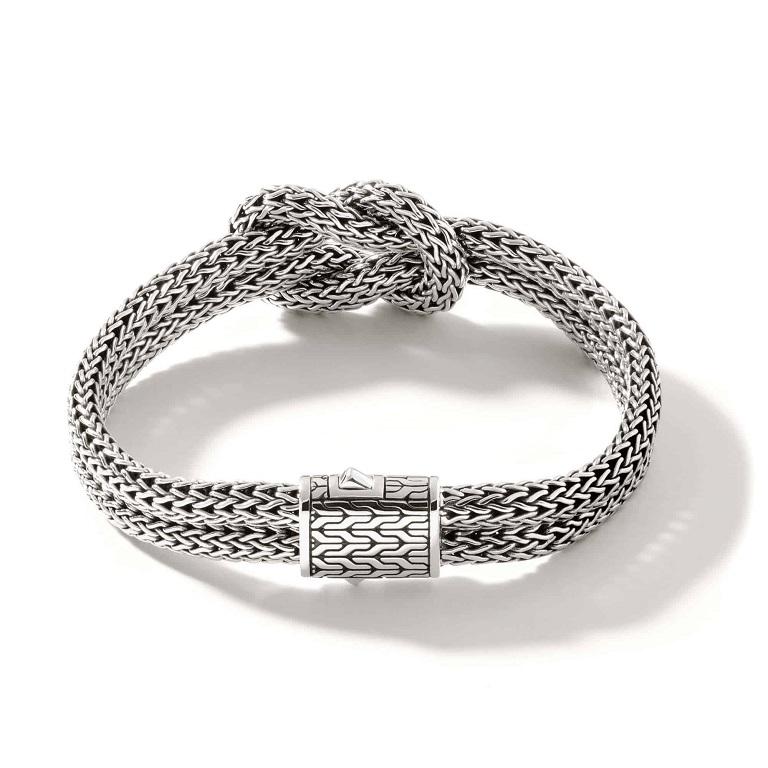 Translating to “heart” – the word manah encompasses a spirit of self-acceptance, awareness and inner truth.

Celebrate never ending love with this John Hardy Manah love knot layered bracelet. It features signature Cable motif 5mm Classic Chain in