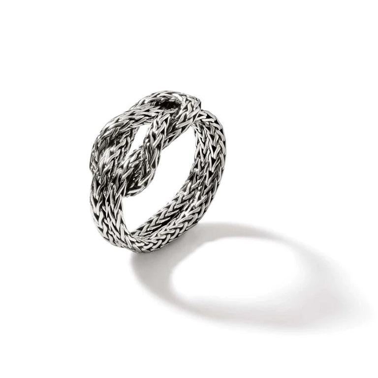 Translating to “heart” – the word manah encompasses a spirit of self-acceptance, awareness and inner truth.

Celebrate never ending love with this John Hardy Manah love knot ring.

Collection: Classic Chain, Manah
Metal: 925-Sterling Silver
Metal