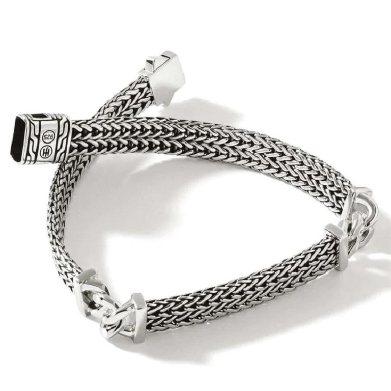 This sterling silver bracelet by John Hardy uniquely blends two chain sizes for a fresh and modern look.

- Sterling Silver
- Width: 6MM
- Size: Universal Large
- Pusher Clasp
- BU900948XUL
