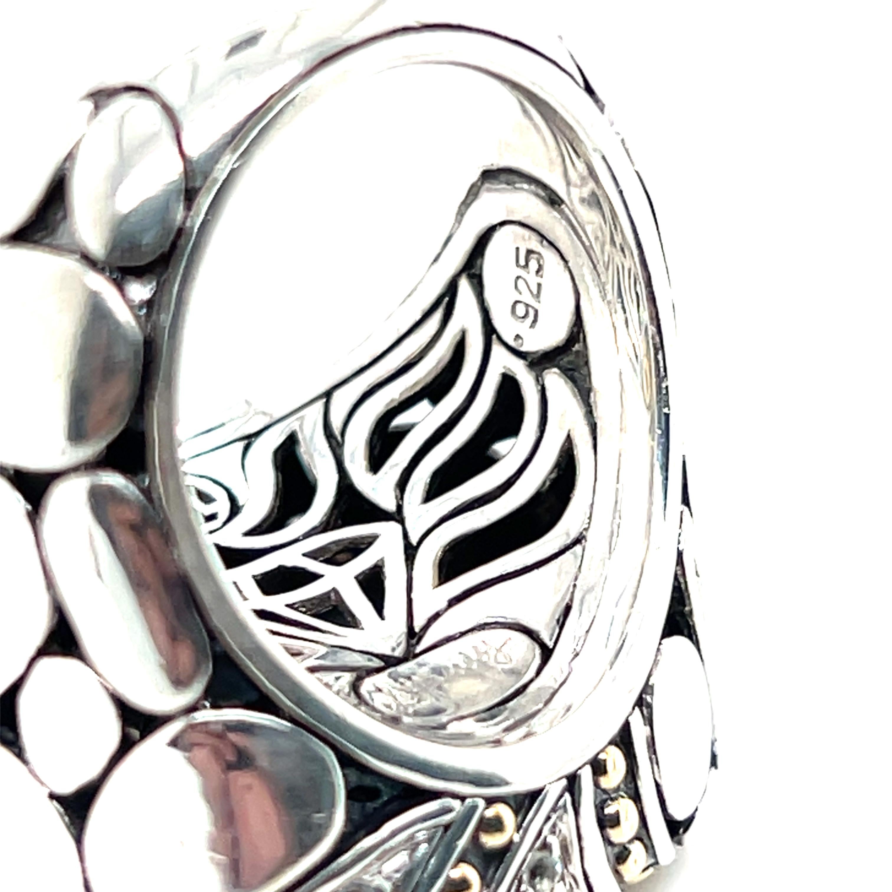 John Hardy Anello contemporaneo in argento sterling e oro giallo 18 carati con diamanti e corindone in vendita 1