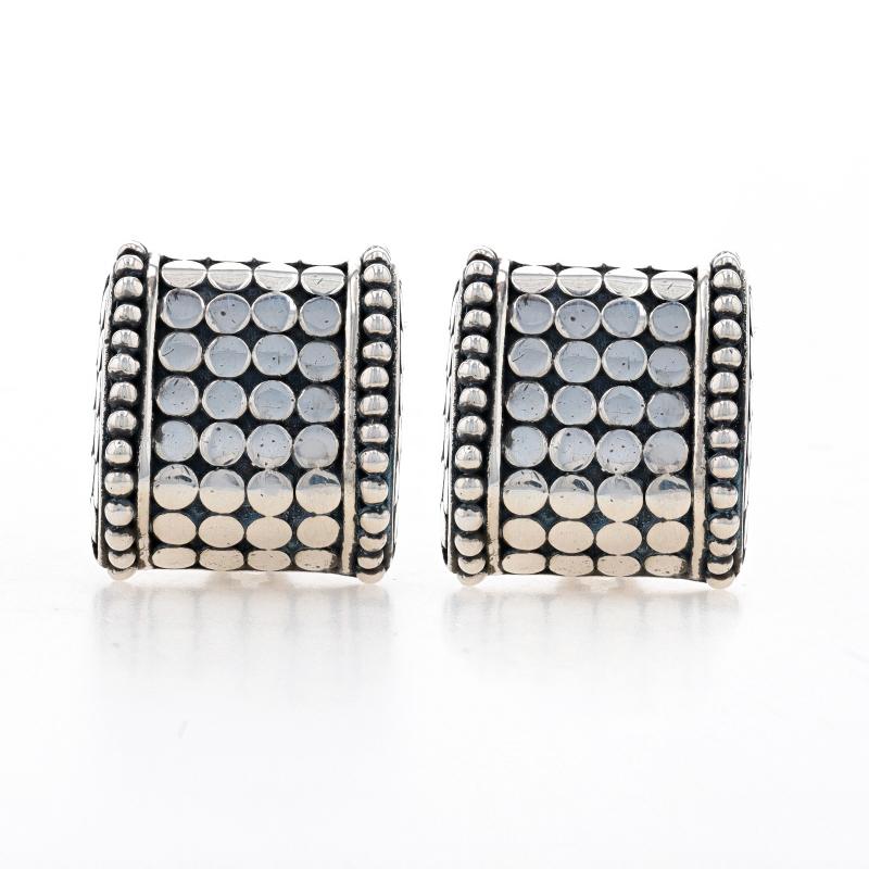 Brand: John Hardy
Collection: Dot
Era: Vintage

Metal Content: Sterling Silver

Style: Large Stud
Fastening Type: Clip-On Closures

Measurements
Tall: 27/32