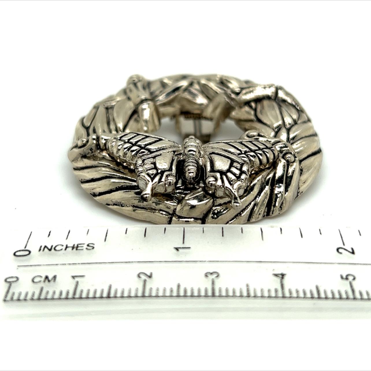 John Hardy Estate Butterfly + Bamboo Brooch & Scarf Clip Rhodium Plated JH1

TRUSTED SELLER SINCE 2002

PLEASE SEE OUR HUNDREDS OF POSITIVE FEEDBACKS FROM OUR CLIENTS!!

FREE SHIPPING!!

DETAILS
Style: Butterfly + Bamboo
Weight: 34 Grams
Metal: