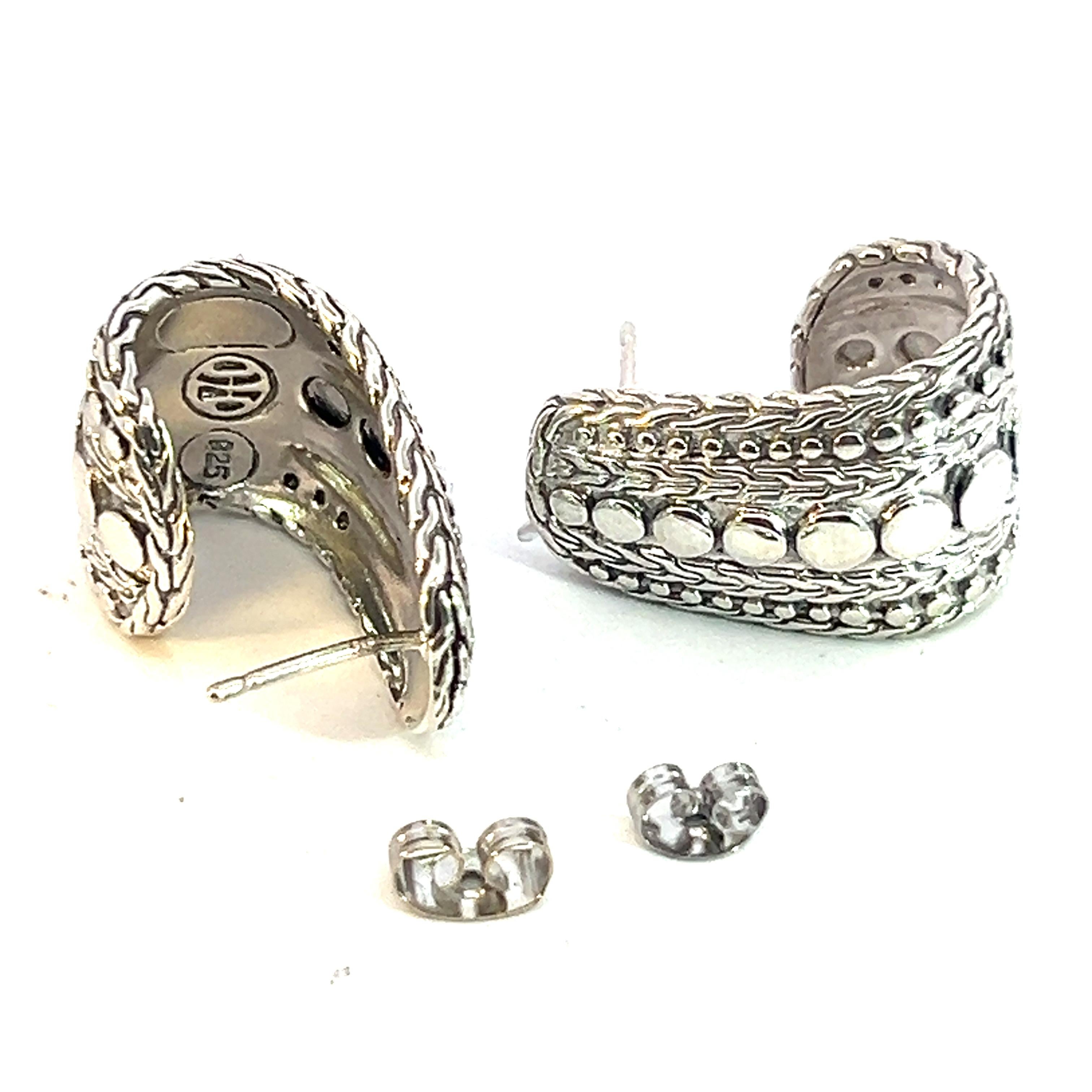 John Hardy Estate Dot Nuansa J Hoop Earrings Sterling Silver JH90

TRUSTED SELLER SINCE 2002

PLEASE SEE OUR HUNDREDS OF POSITIVE FEEDBACKS FROM OUR CLIENTS!!

FREE SHIPPING!!

DETAILS
Style: Dot J Hoop Earrings
Closure: Push Back
Metal: Sterling