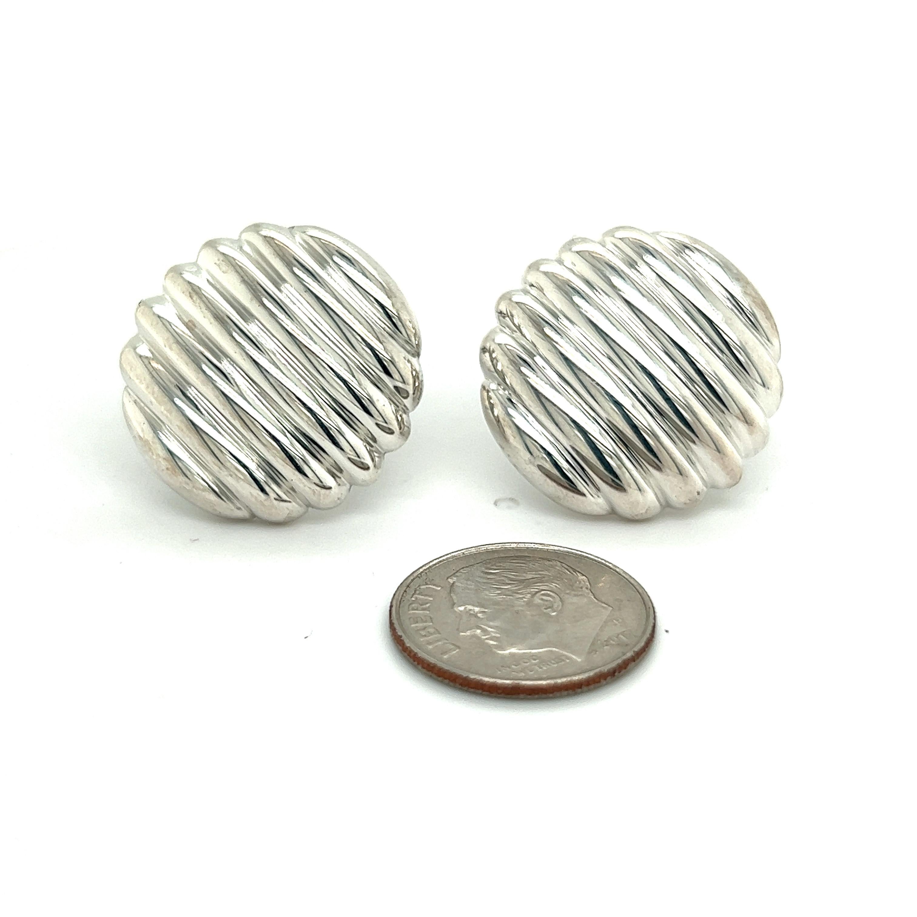 John Hardy Estate Ribbed Earrings with Omega Back Sterling Silver In Good Condition In Brooklyn, NY