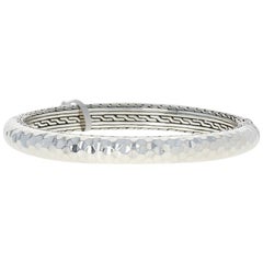 John Hardy Hammered Classic Chain Oval Hinged Bangle Bracelet Sterling Silver