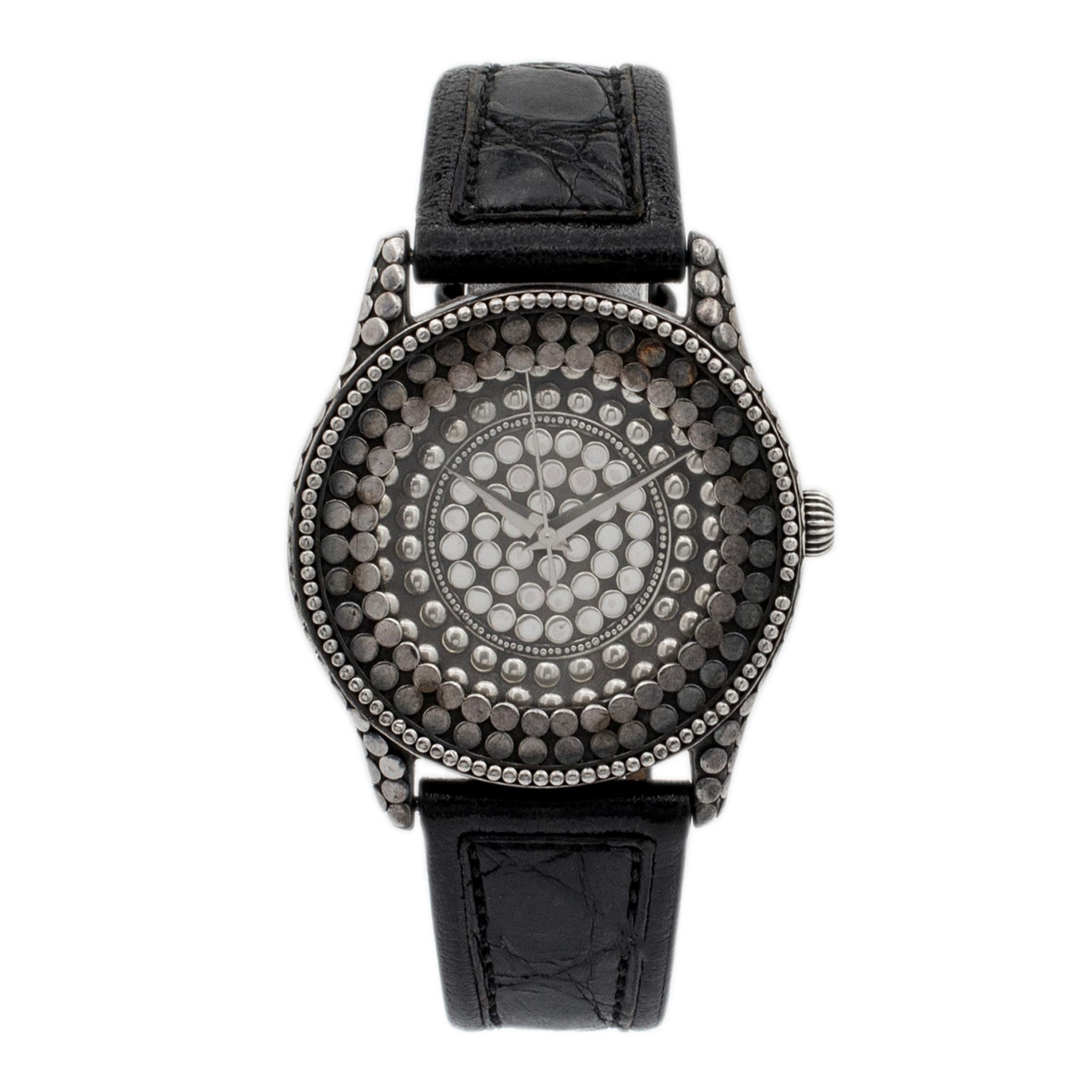 John Hardy Handgefertigte freistehende Uhr, Modell 4874 Kollektion 36MM, aus Sterlingsilber 1