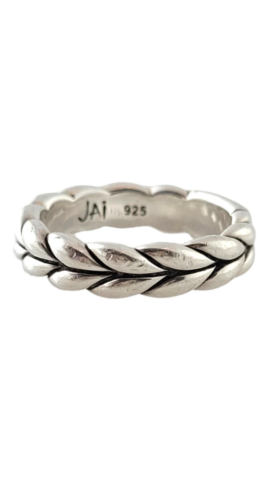 Joohn Hardy JAi Sterling Silver Classic Chain Band Size 6.25

This classic sterling silver chain band was created by designer John Hardy and has a simple but gorgeous look!

Ring size: 6.25
Shank: 4.89mm

Weight: 3.43 dwt/ 5.34 g

Hallmark: JAi 925