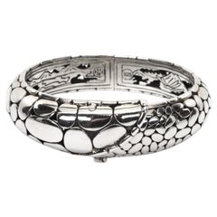 Pulsera brazalete con motivo de guijarros Kali de John Hardy