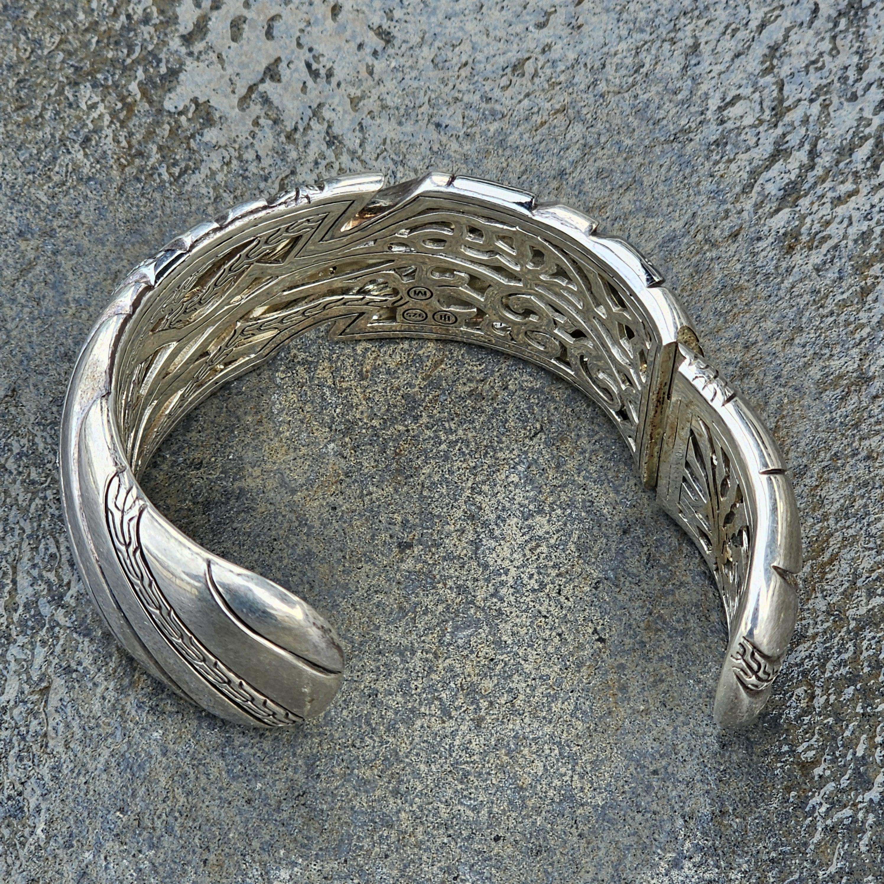 Women's John Hardy Lahar Diamond Kick Cuff Bangle Bracelet .47ct Sterling Silver 3300 For Sale