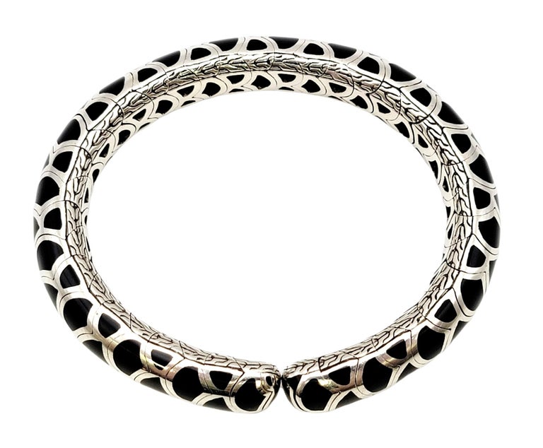 Nylon Thread With Silver Double Hoop Indah Bracelet (Black