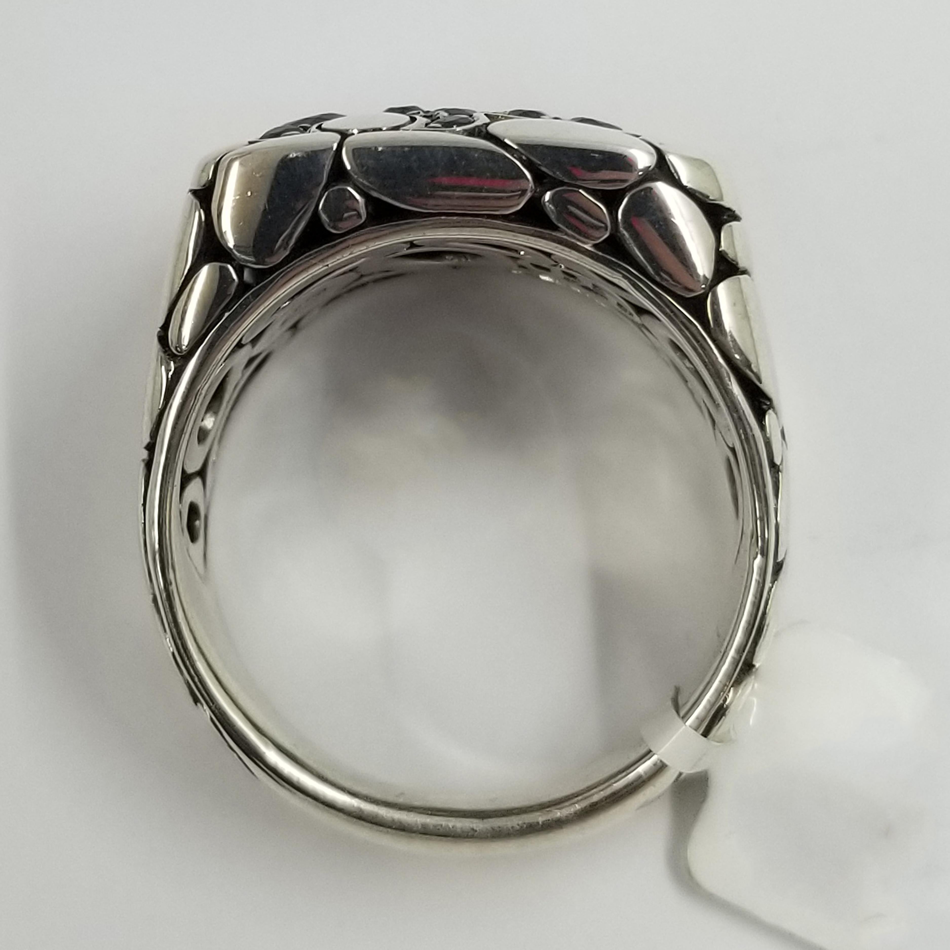 John Hardy Men's Black Sapphire Dayak Ring In Good Condition In Coral Gables, FL