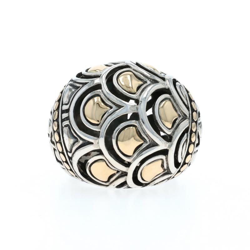 Talla: 7 1/4

Marca John Hardy
Colección: Naga
Diseño:  Cúpula

Contenido de metal: Plata de ley y oro amarillo de 18 quilates

Estilo Anillo de Declaración Cúpula

Medidas

Altura de la cara (de norte a sur) 21,2 mm (27/32