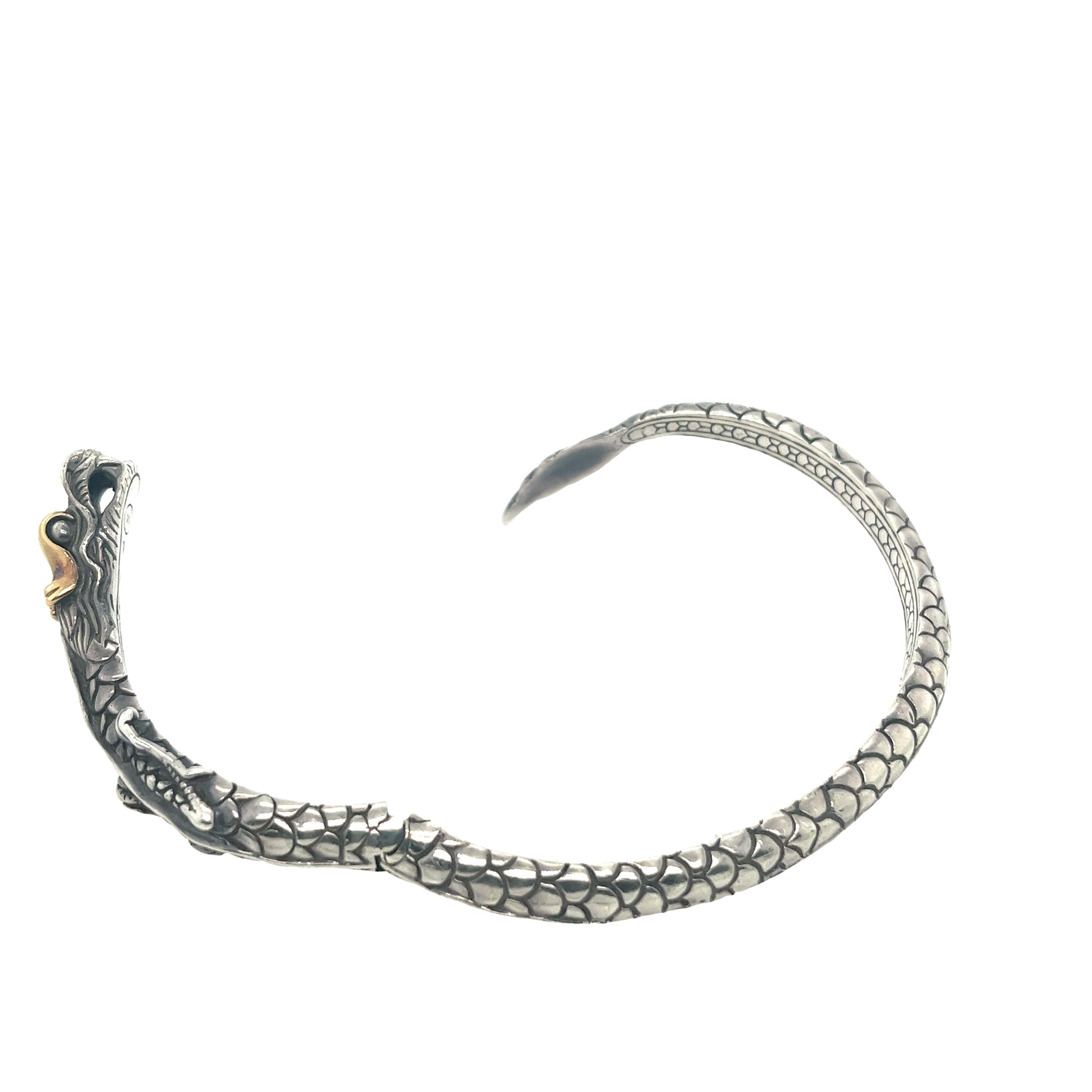 John Hardy Naga Dragon Slim Kick manchette à charnières en or jaune 18 carats et argent Unisexe en vente