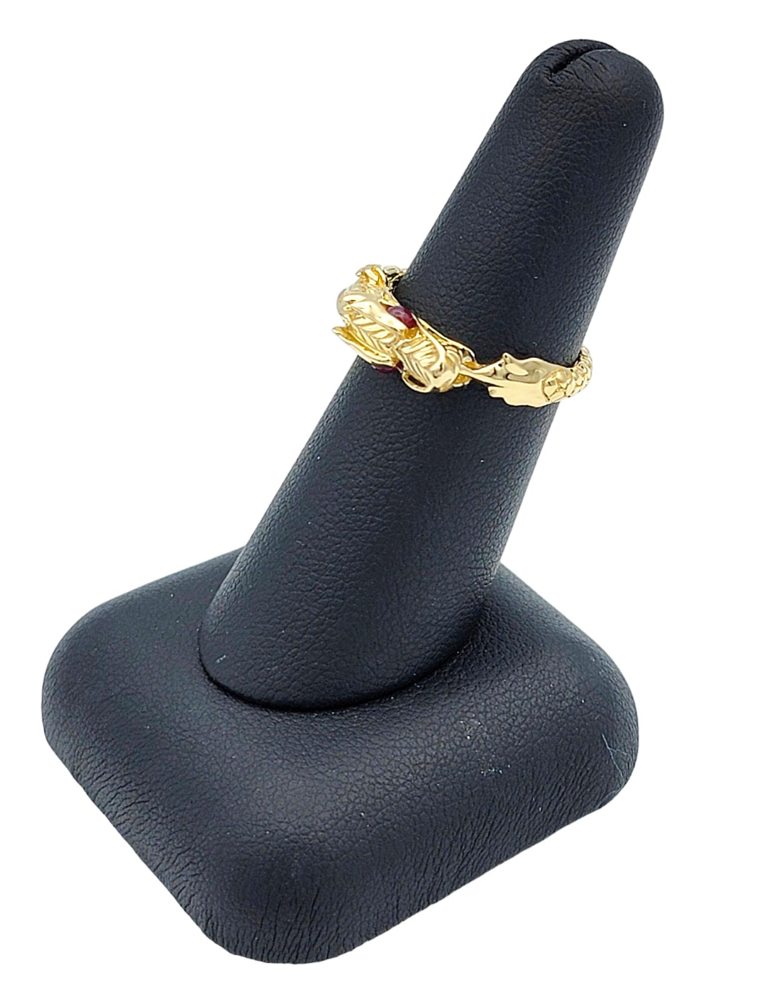 Anillo John Hardy Leyenda de Naga Dragón con Rubíes engastado en oro amarillo de 18 quilates en venta 7