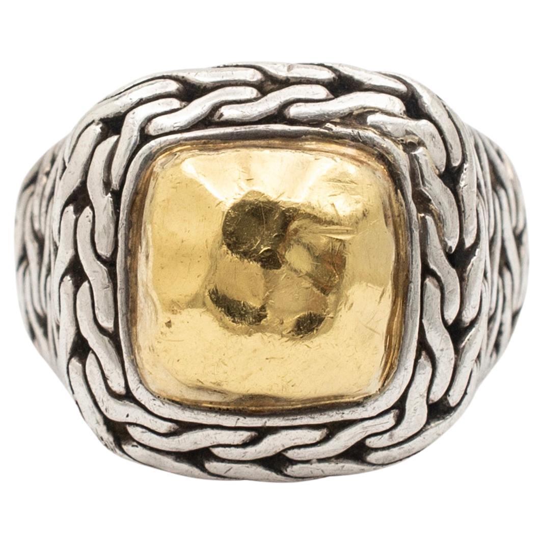 John Hardy Palu 22 Karat Gold & 925 Sterling Silver Hammered Cocktail Ring For Sale
